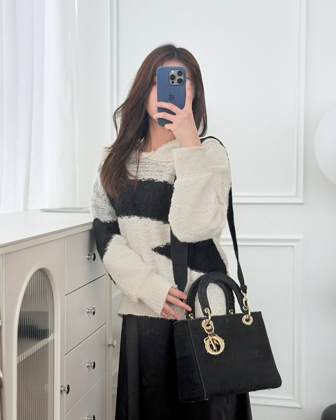 Dior Medium Lady D-Lite Bag Black Cannage Embroidery