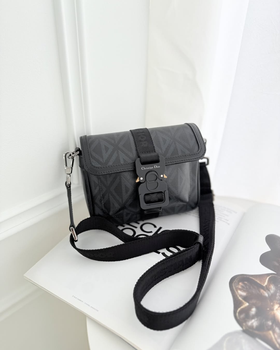 Dior Mini Dior Hit the Road Messenger Flag Bag