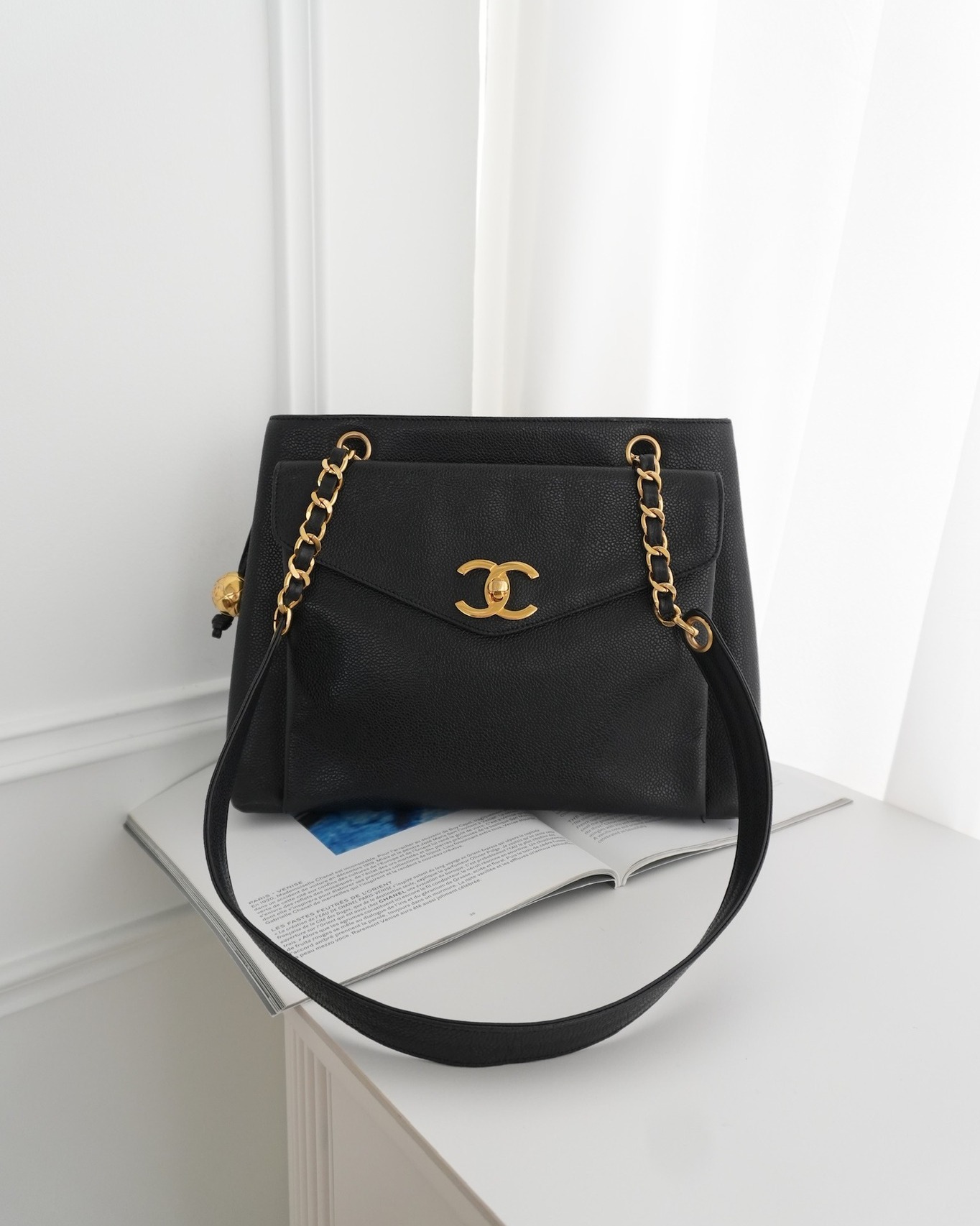 Chanel Vintage Tote Black 24K