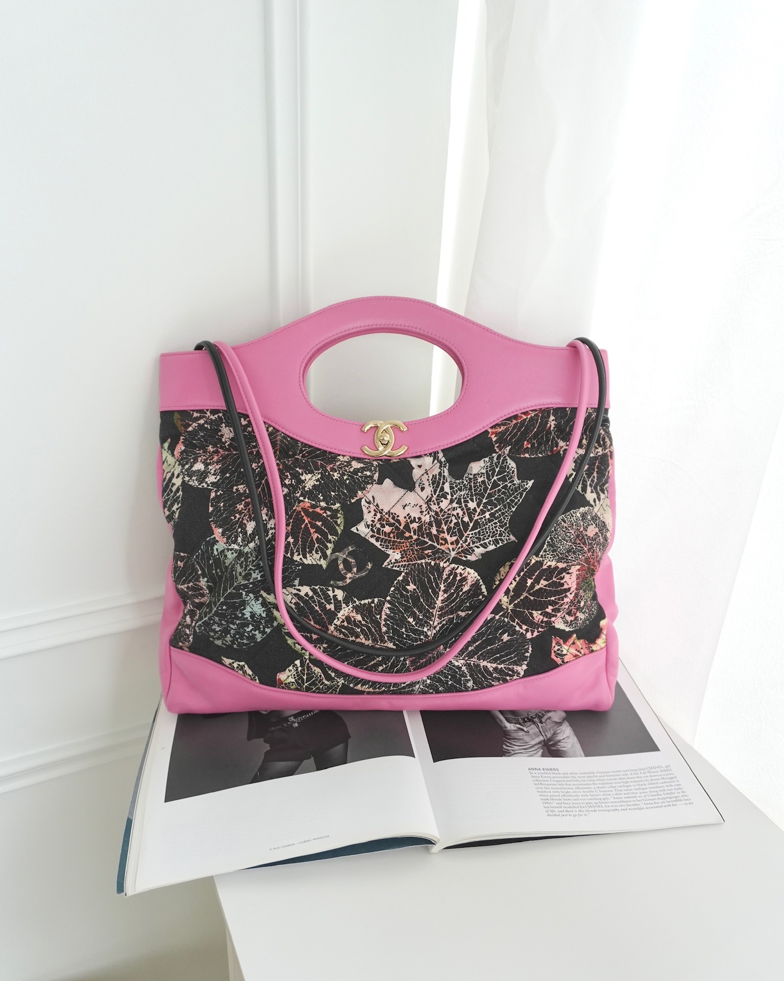 Chanel Micro 31 Black Shiny Crumpled Calfskin31 Large Shopping Bag Leaves Printed Canvas/ Calfskin Pink