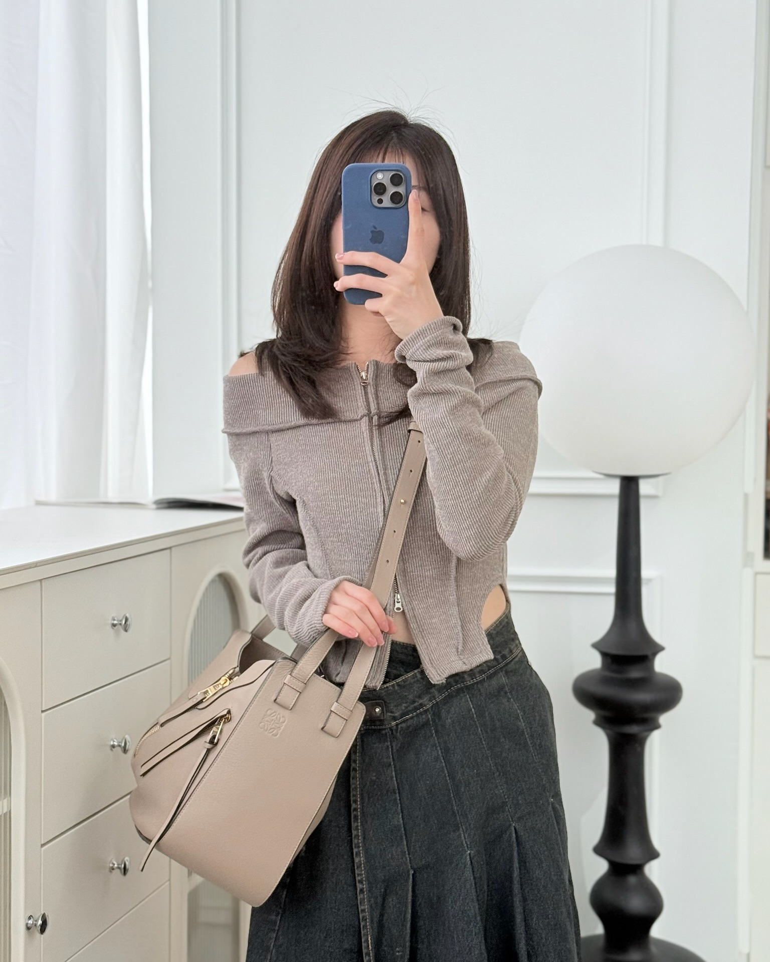 Loewe Small Hammock Shoulder Bag Calfskin Sand