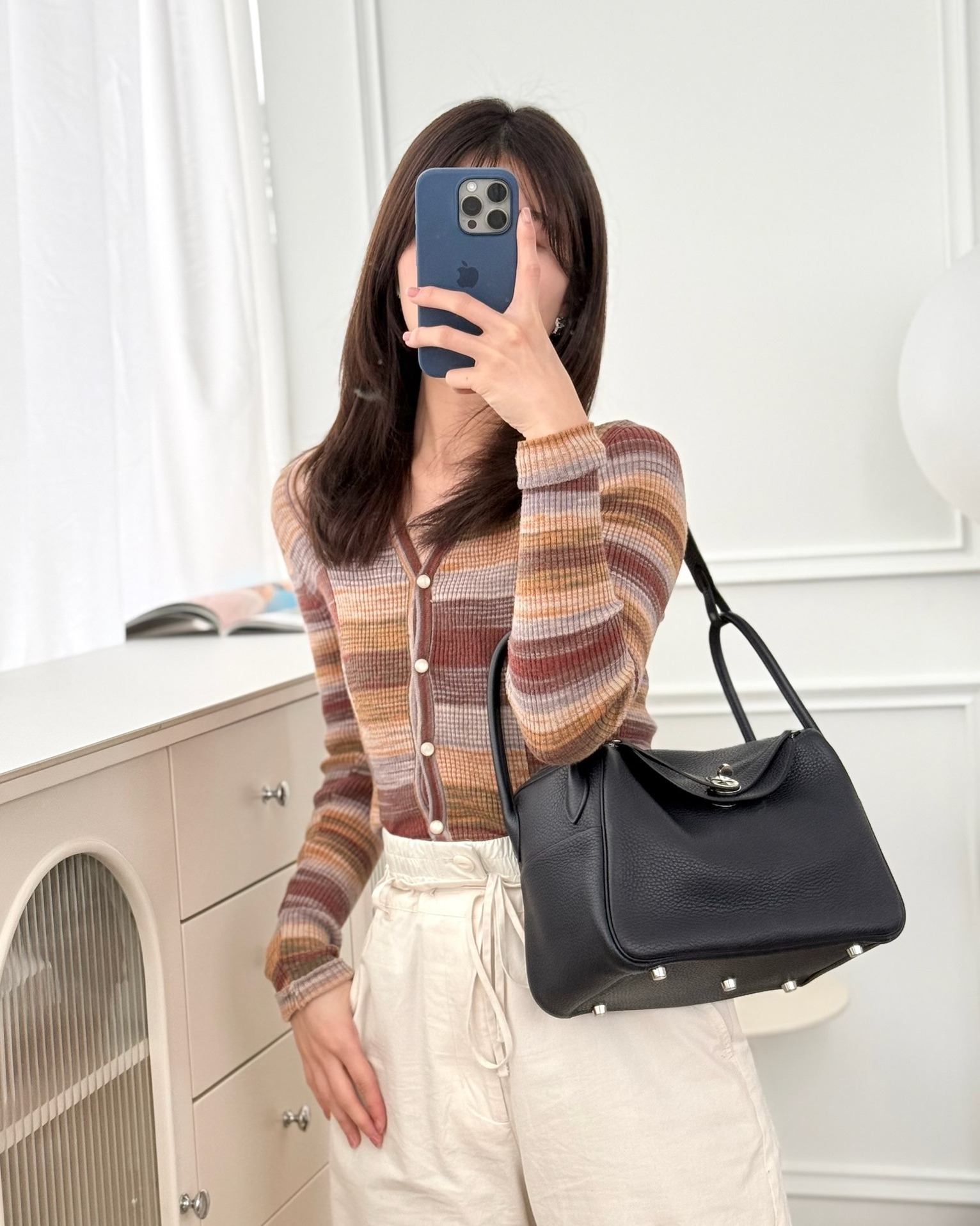 Hermès Lindy 26 Bleu Nuit 2Z Clemence Palladium Hardware