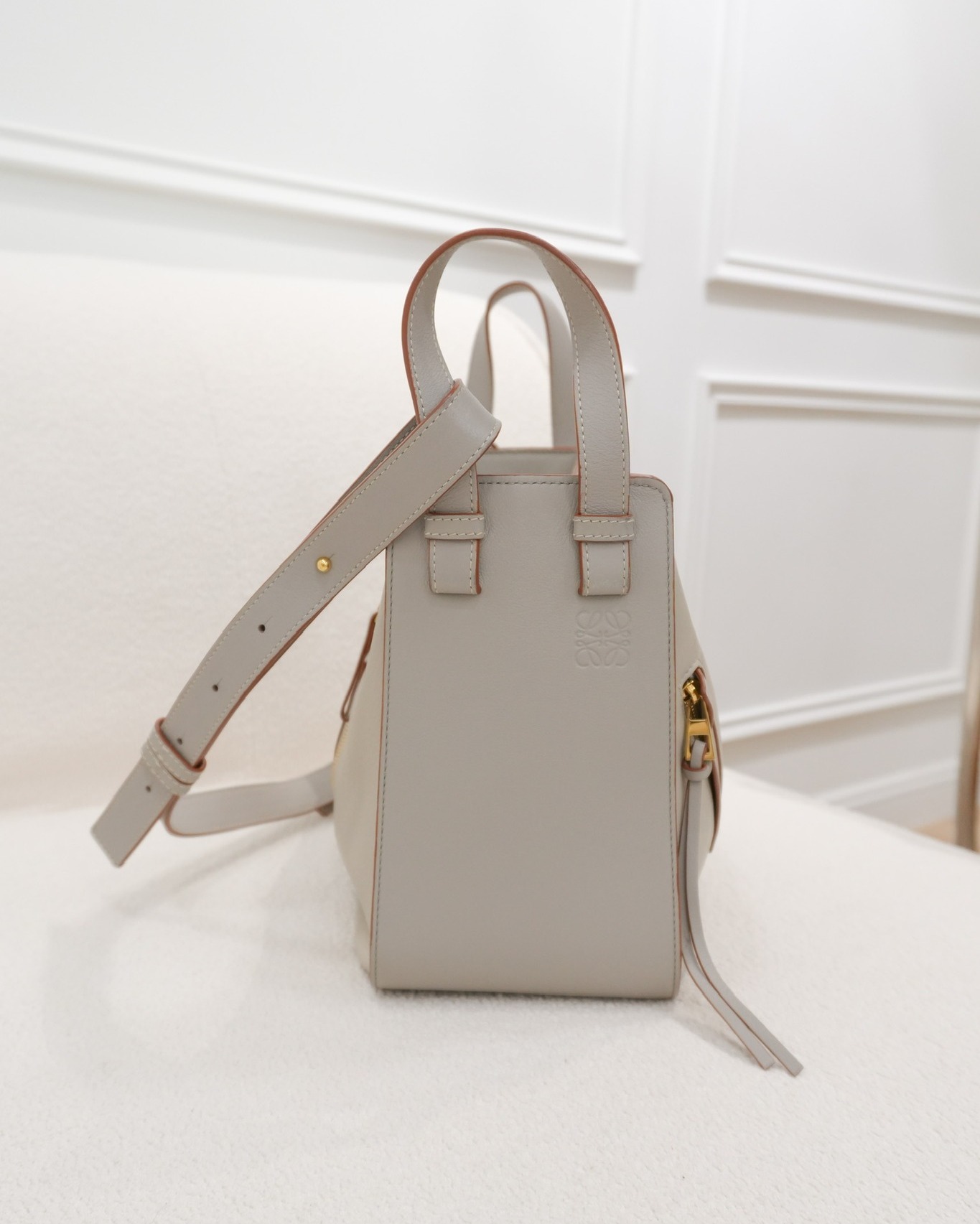 Loewe Small Hammock Shoulder Bag Calfskin Light Grey/Beige