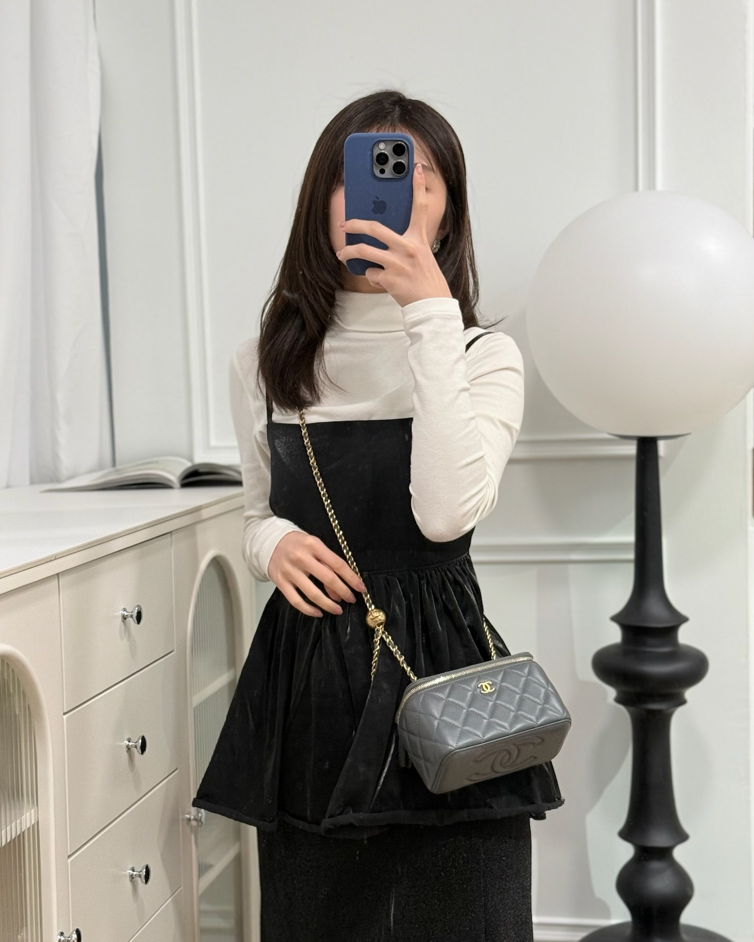 Chanel Pearl Crush Vanity With Chain Grey Lambskin Aged