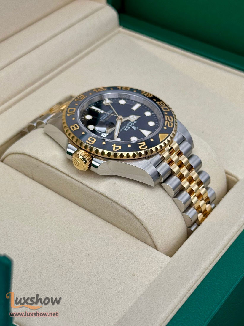 Rolex GMT-Master II 40mm 126713GRNR Two-Tone Jubilee