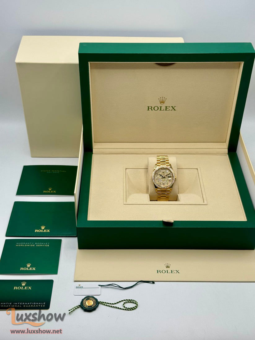 Rolex Day-Date 40mm 228348RBR Presidential Bracelet 18k Yellow Gold with Diamond Set Bezel and Diamond-Paved Dial with 10 baguette-cut diamond hour markers