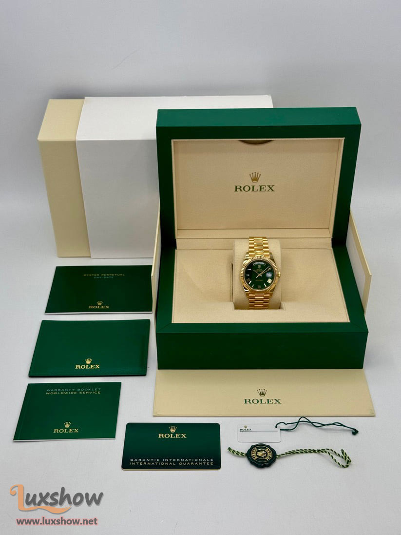 Rolex Day-Date 40mm 228238 Presidential Green Dial