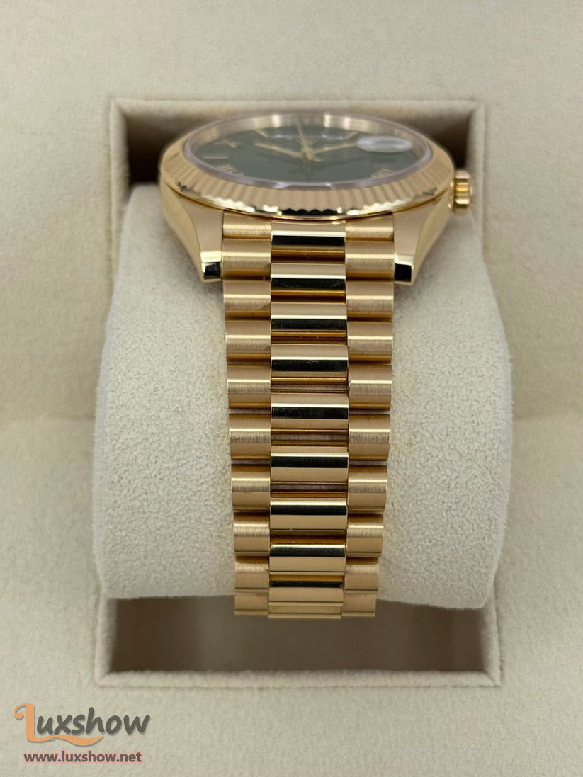 Rolex Day-Date 40mm 228238 Presidential Green Dial