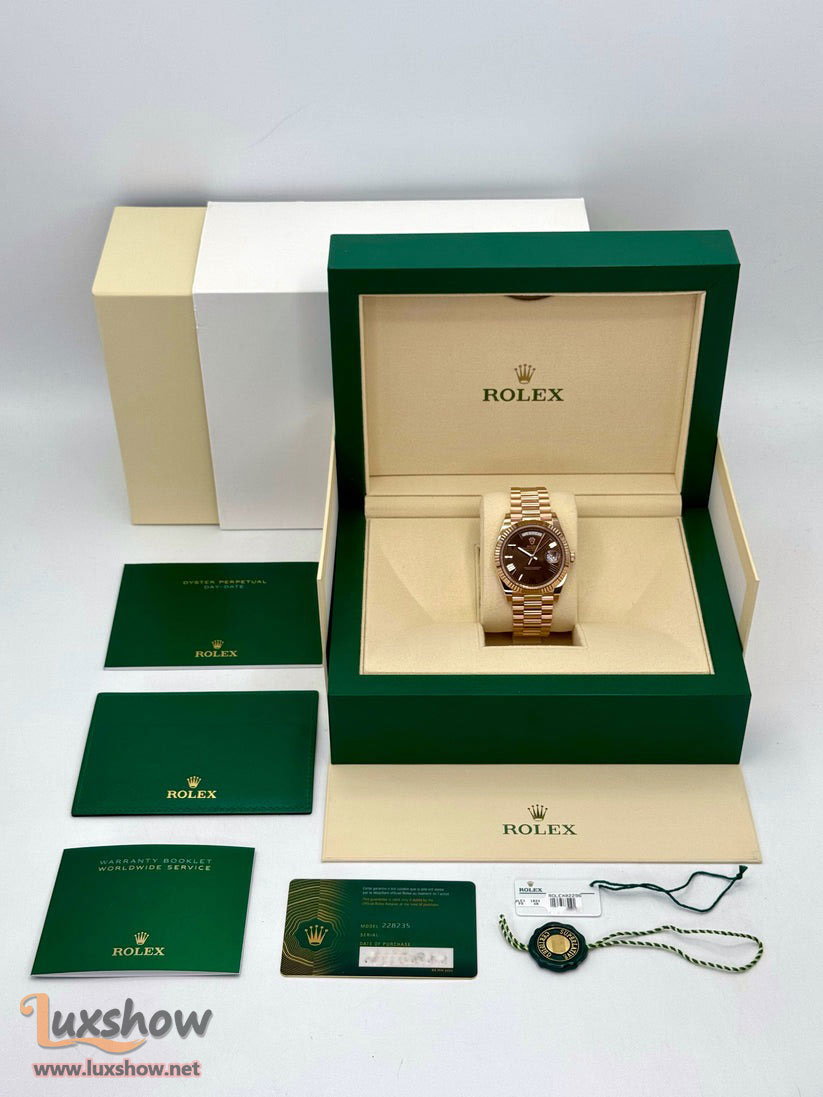 Rolex Day-Date 40mm 228235 Presidential Everose Gold Chocolate Dial