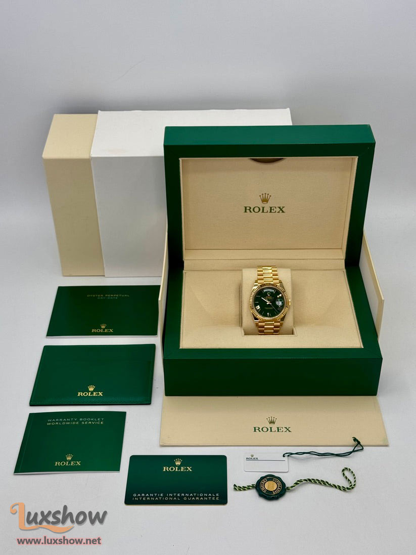 Rolex Day-Date 40mm 228238 Arabic Calendar Green Dial