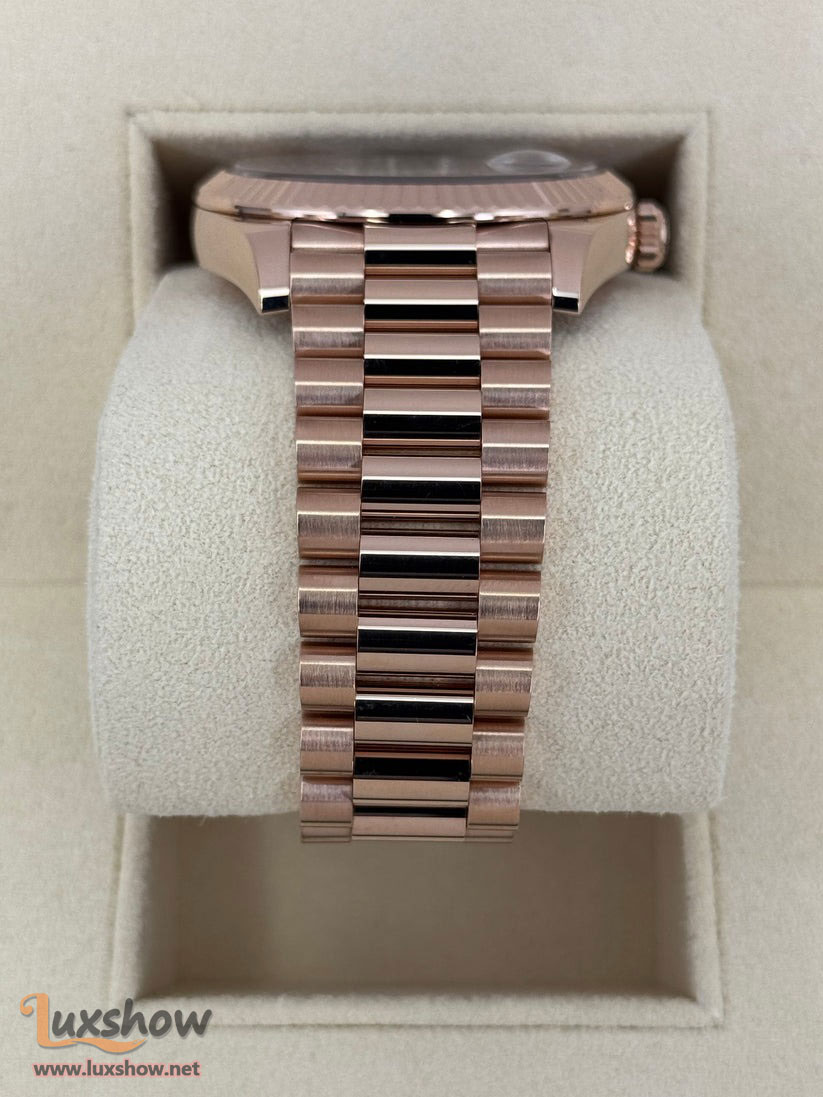 Rolex Day-Date 40mm 228235 Presidential Everose Gold Chocolate Dial