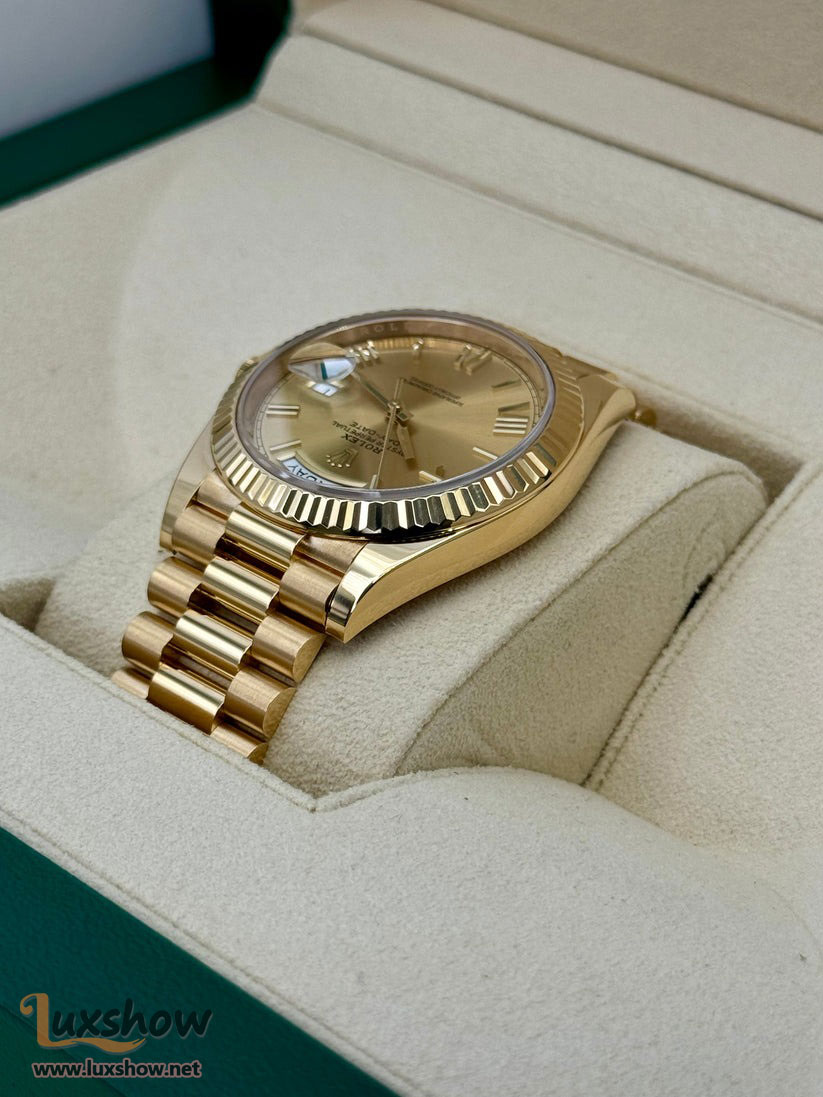 Rolex Day-Date 40mm 228238 Presidential 18kt Yellow Gold Champagne Roman Numeral Dial