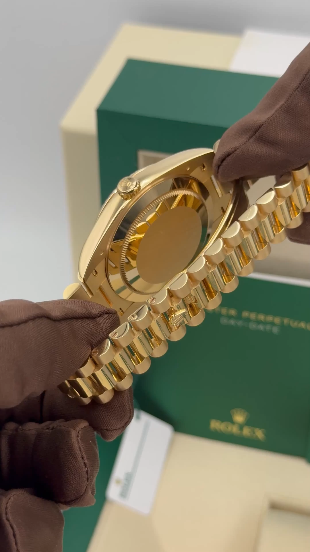 Rolex Day-Date 40mm 228238 Presidential Green Dial