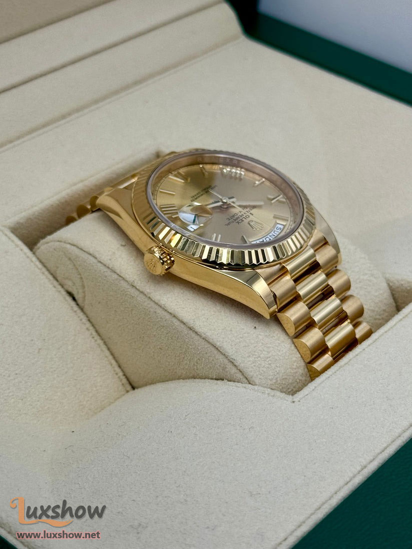 Rolex Day-Date 40mm 228238 Presidential 18kt Yellow Gold Champagne Roman Numeral Dial