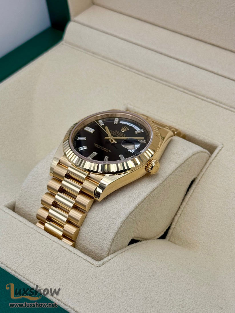 Rolex Day-Date 40mm 228238 Presidential 18kt Yellow Gold Bright Black Diamond Baguette Dial