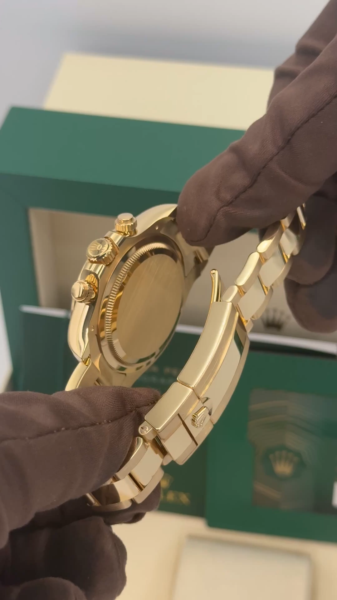 Rolex Cosmograph Daytona 40mm 126508 18K Yellow Gold Pikachu Dial