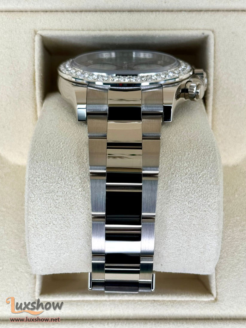 Rolex Cosmograph Daytona 40mm 126579RBR 18k White Gold Mother of Pearl Diamond Dial Factory Diamond Bezel Oyster Bracelet