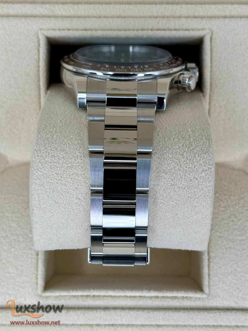 Rolex Cosmograph Daytona 40mm 126506 Platinum Ice-Blue Diamond Baguette Dial Oyster Bracelet