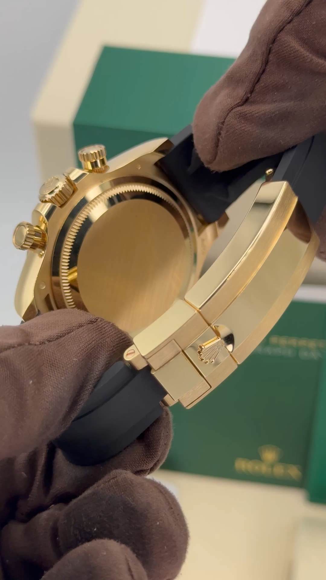 Rolex Daytona 40mm 126518LN Yellow Gold Champagne Dial