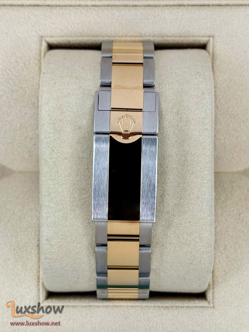 Rolex Cosmograph Daytona 40mm 126503 Two-Tone Oystersteel and Yellow Gold Oyster Bracelet with Black Diamond Dial