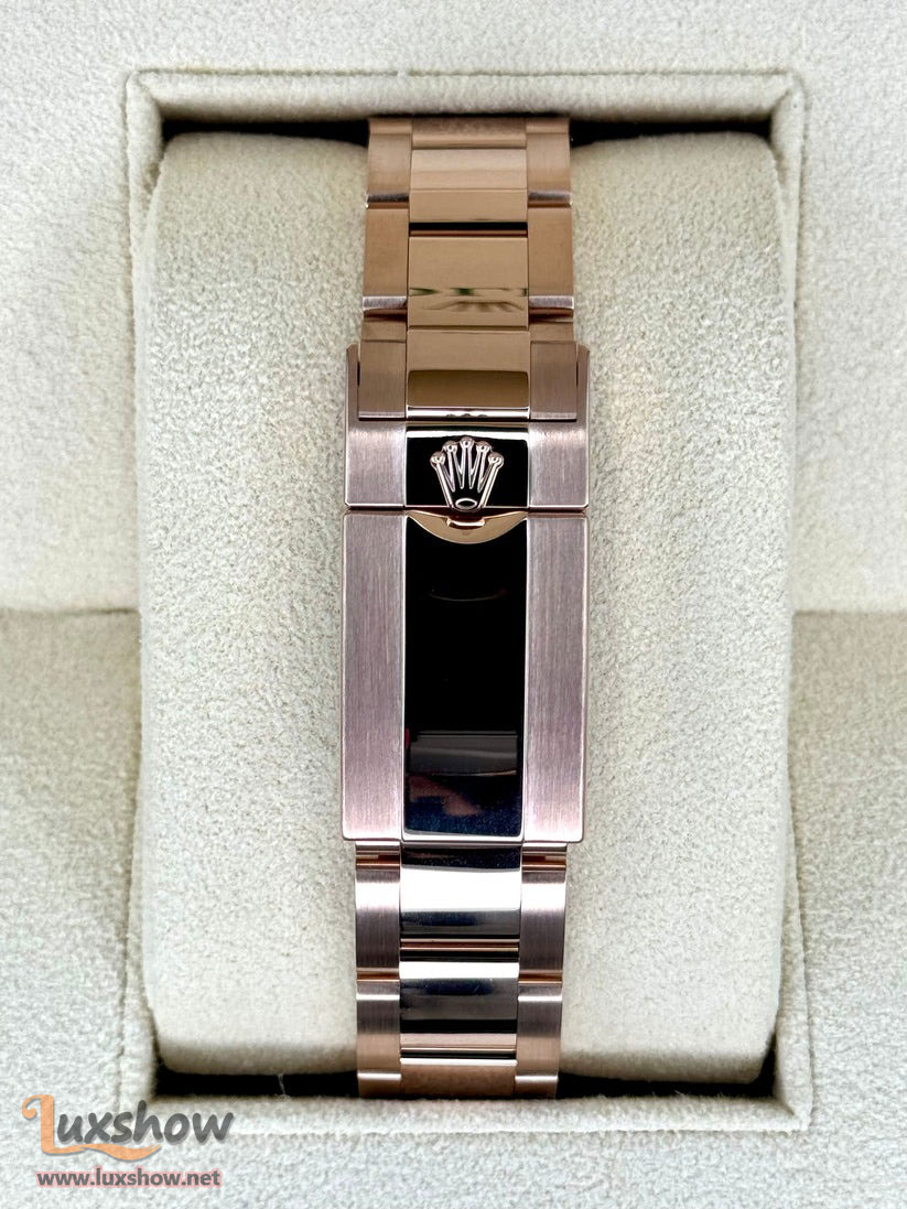 Rolex Cosmograph Daytona 40mm 126505 18k Rose Gold Bright Black Dial Sundust Sub-Dials Oyster Bracelet