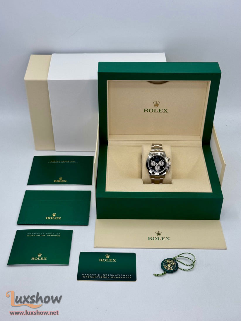 2024 Rolex Cosmograph Daytona 40mm 126509 18 kt White Gold Black Dial Oyster Bracelet