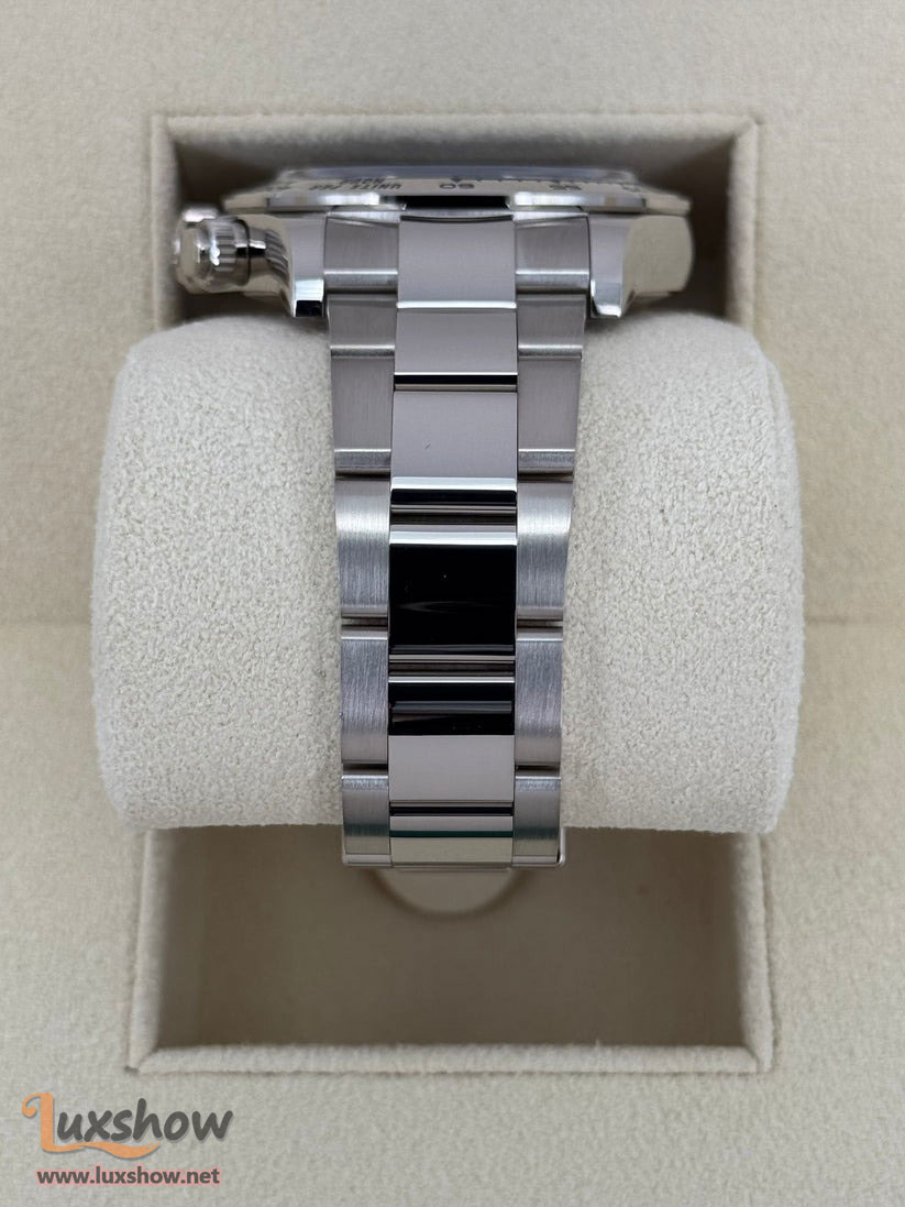 2024 Rolex Cosmograph Daytona 40mm 126509 18 kt White Gold Black Dial Oyster Bracelet