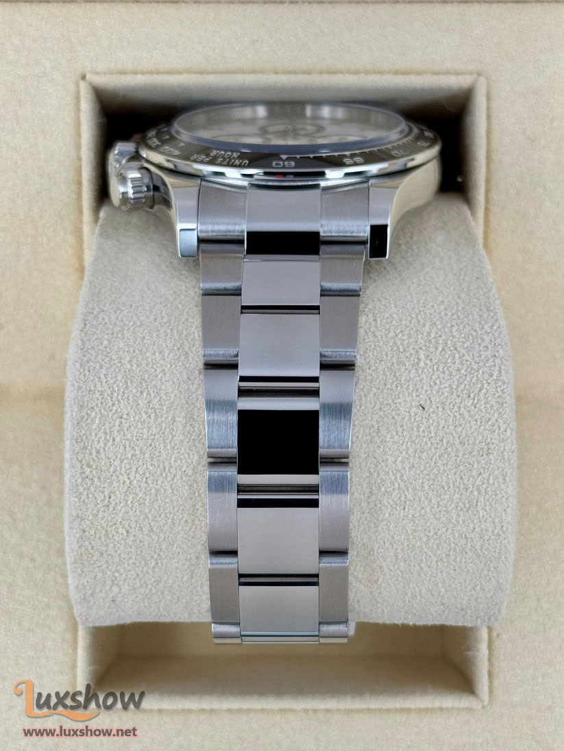 Rolex Cosmograph Daytona 40mm 126500LN / 126500 Oystersteel White Panda Dial with Oyster Bracelet