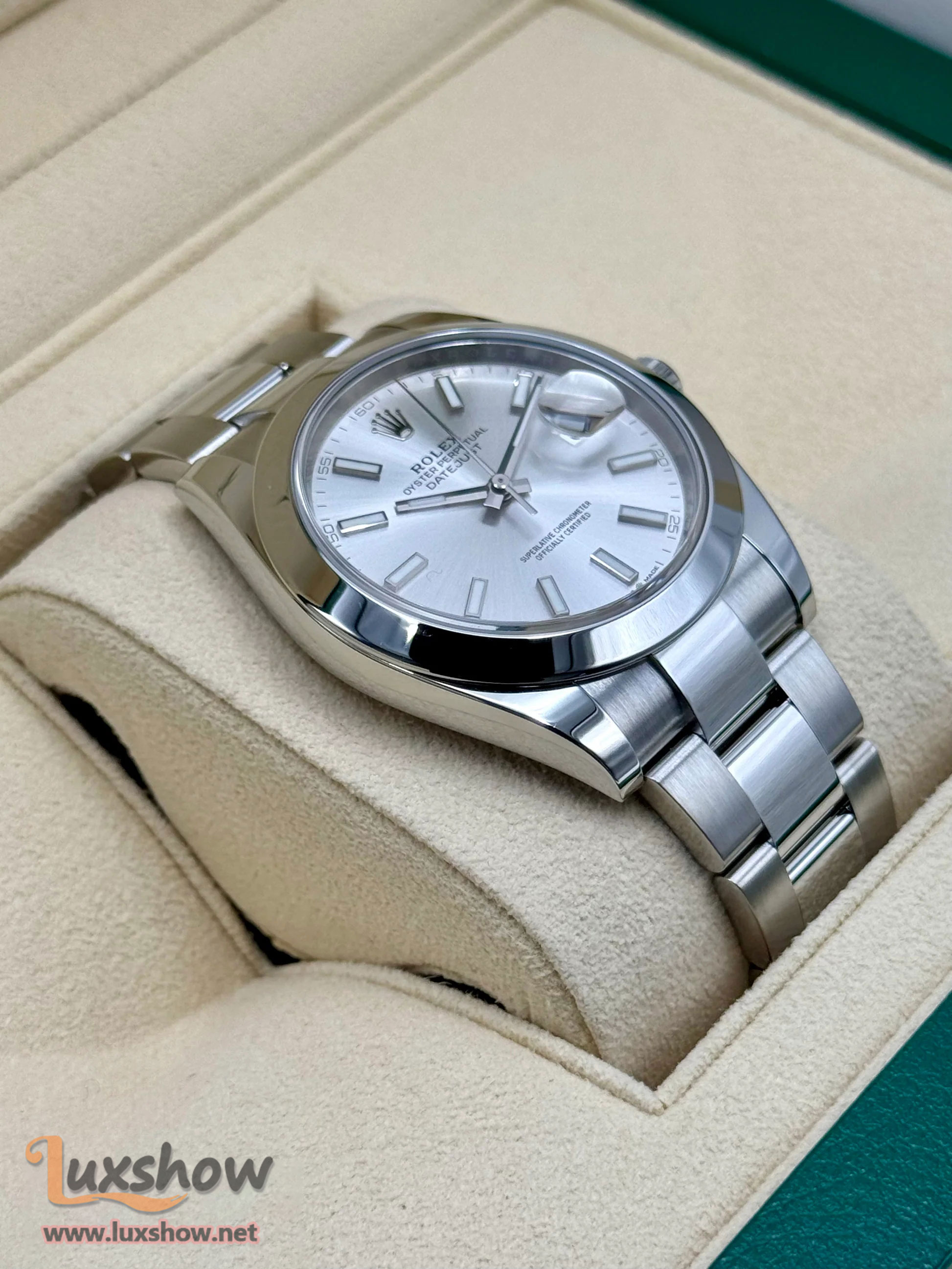 Rolex Datejust 41mm 126300 Stainless Steel Oyster Silver Dial