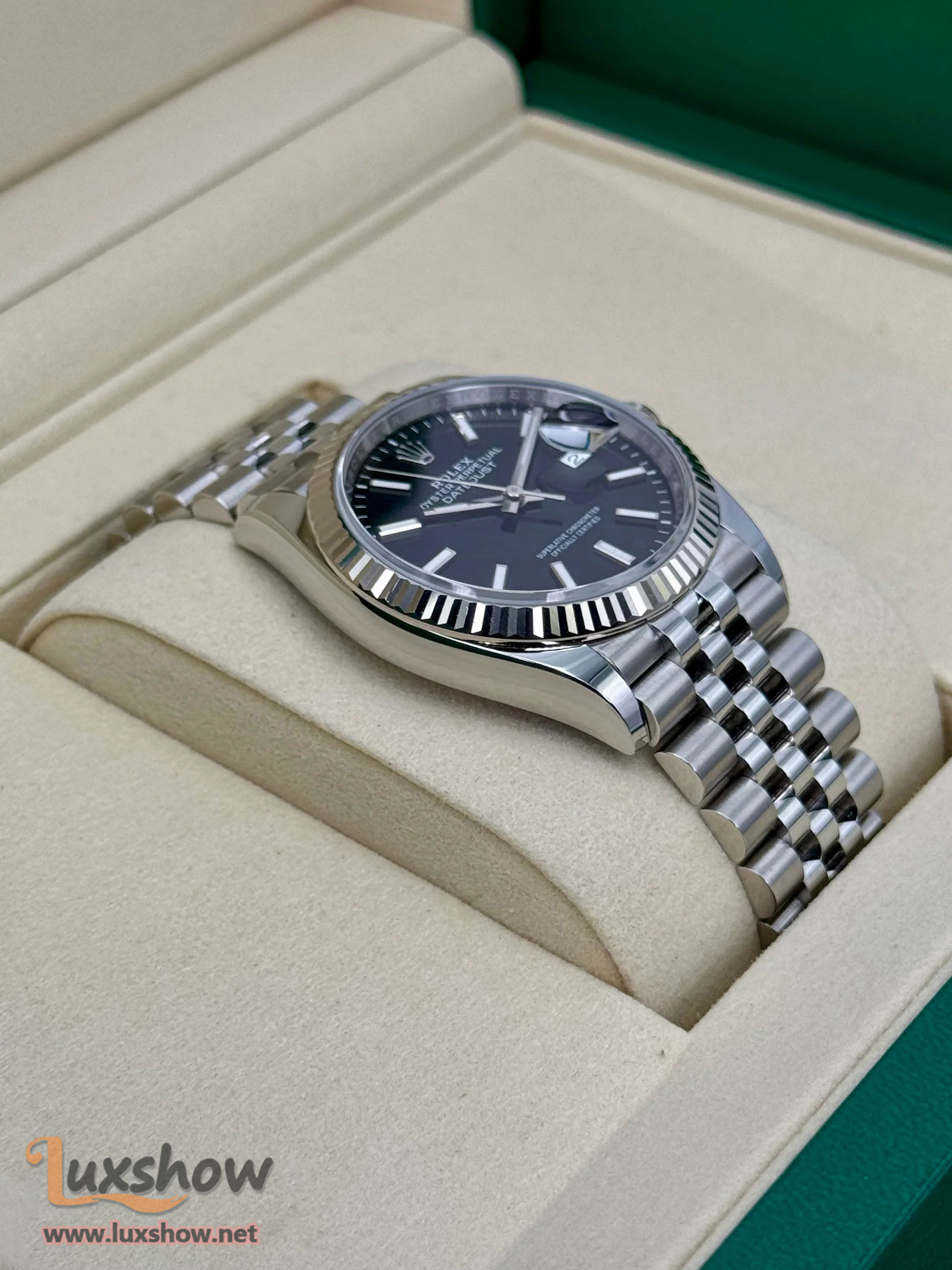 Rolex Datejust 36mm 126234 Stainless Steel Jubilee Black Dial