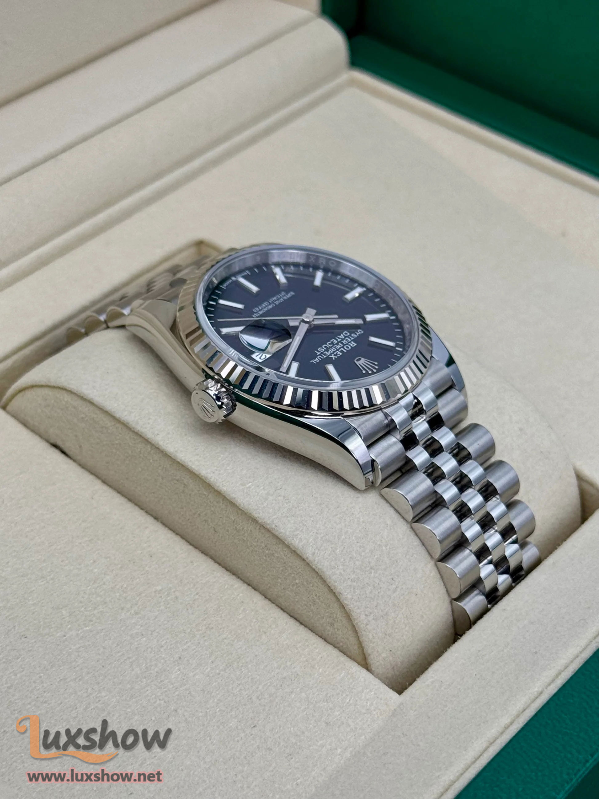 Rolex Datejust 36mm 126234 Stainless Steel Jubilee Black Dial