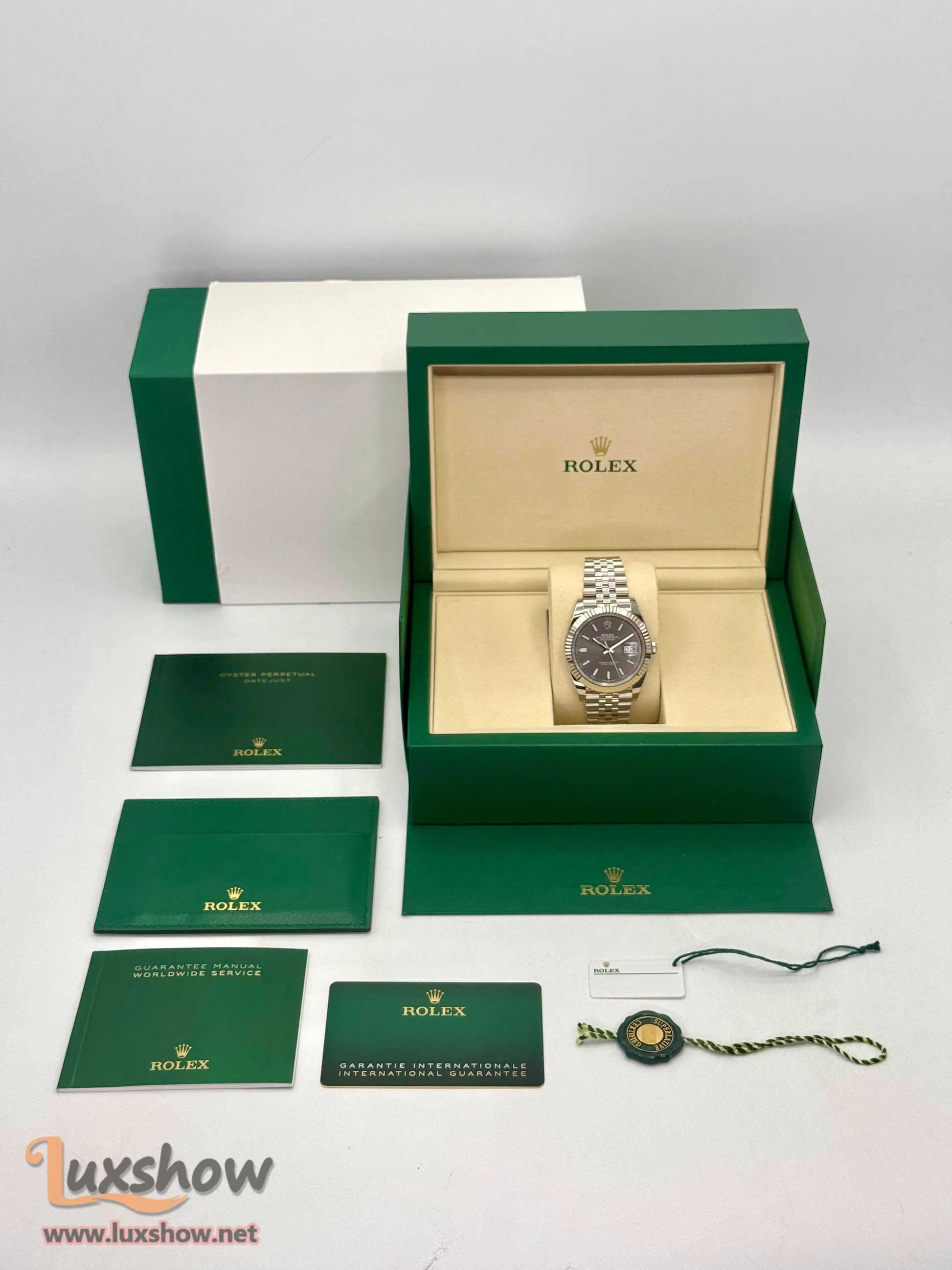 Rolex Datejust 41mm 126334 Stainless Steel Jubilee Rhodium Dial