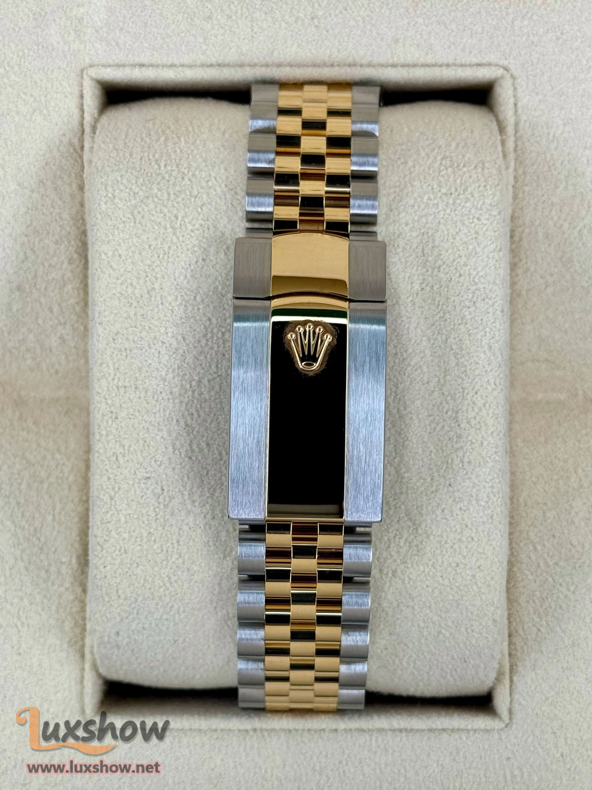 Rolex Datejust 41mm 126333 Two-Tone Jubilee Black Diamond Dial