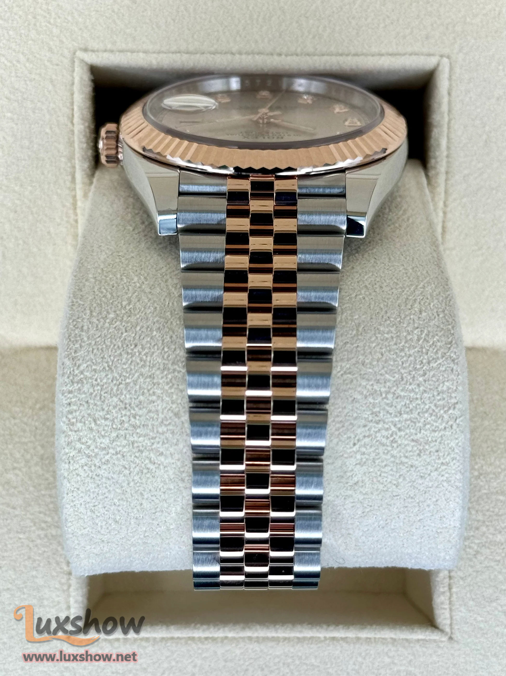 Rolex Datejust 41mm 126331 Two-Tone Jubilee Sundust Diamond Dial