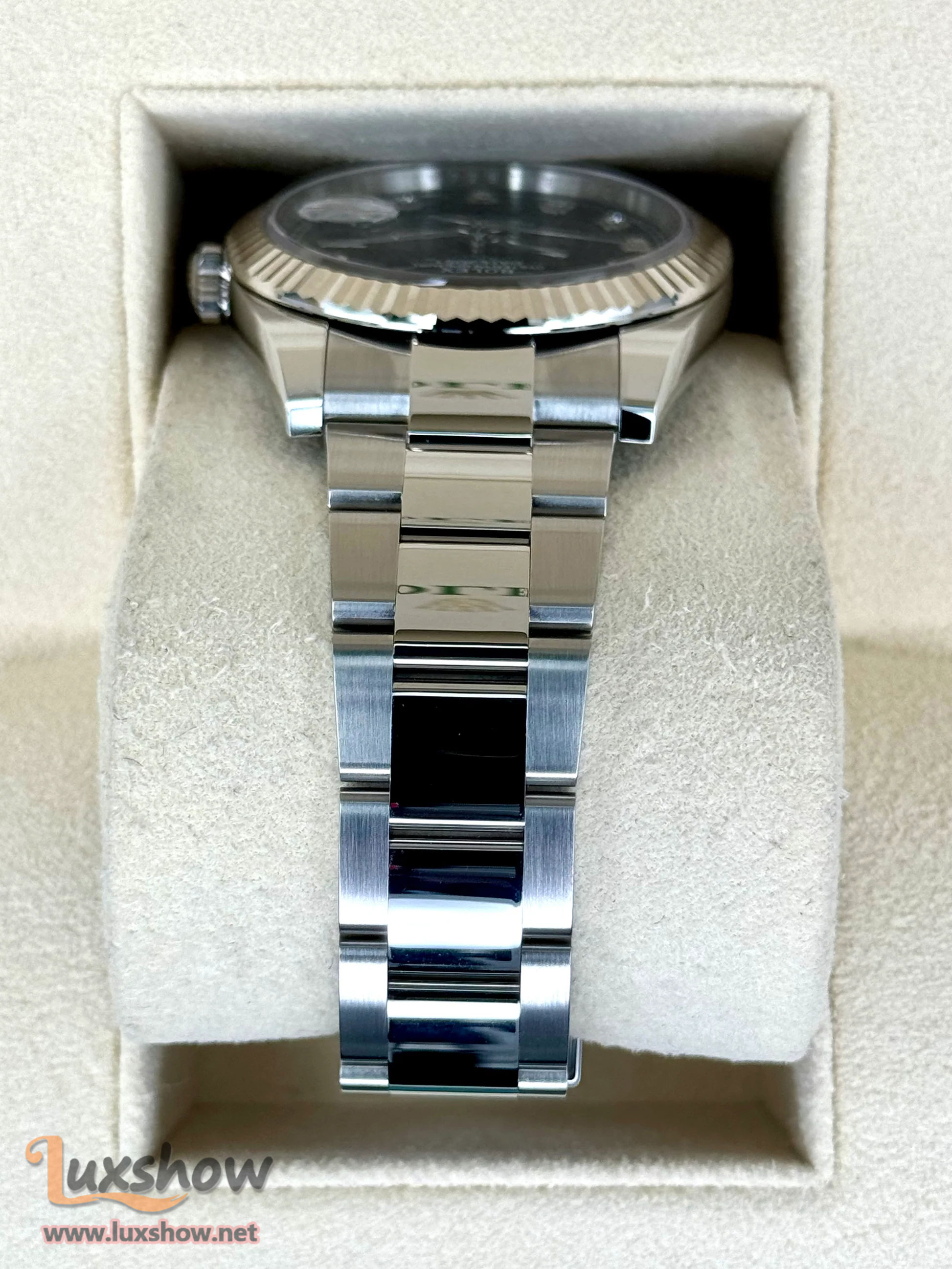 Rolex Datejust 41mm 126334 Oyster Black Diamond Dial