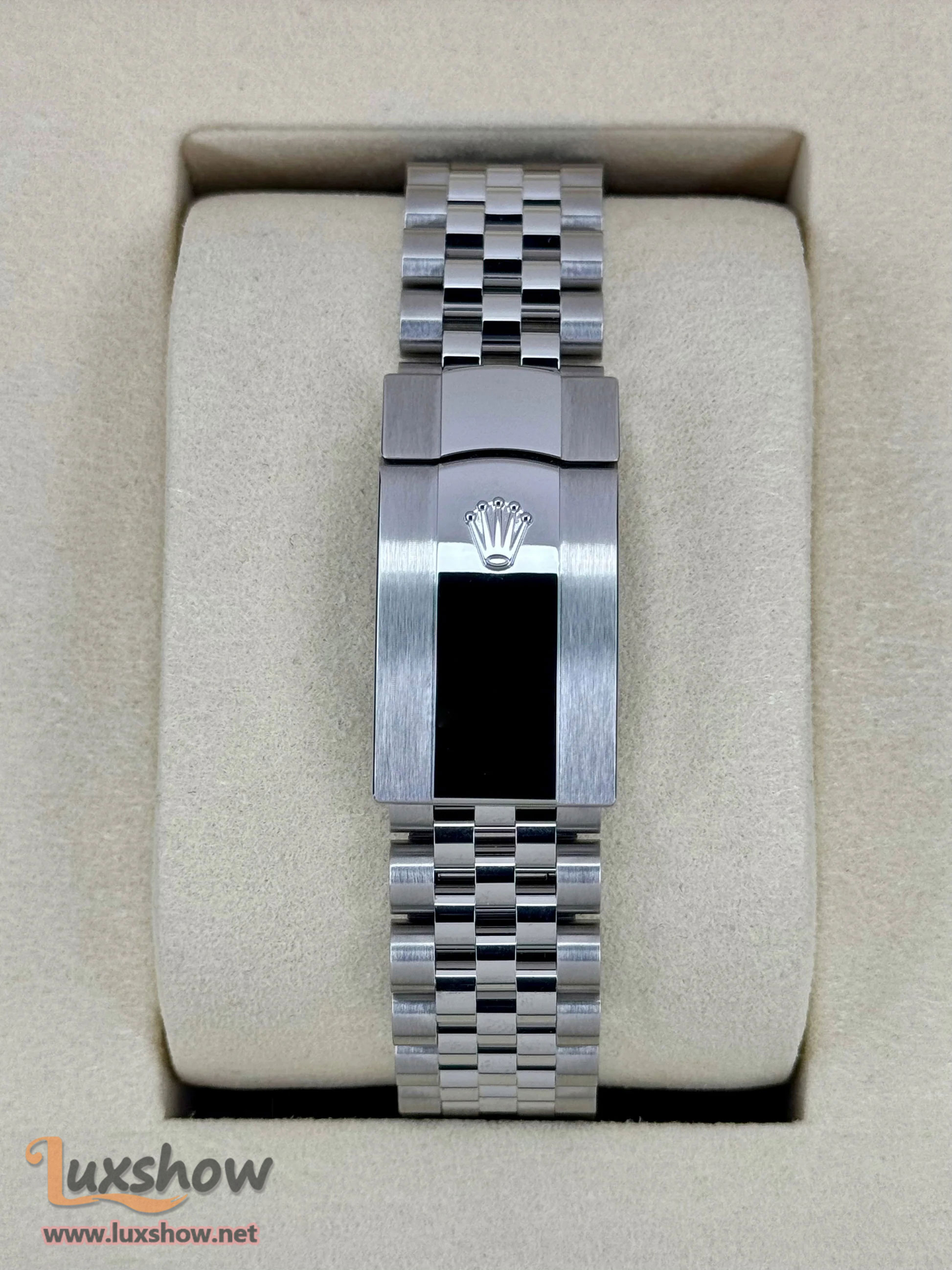 Rolex Datejust 36mm 126234 Stainless Steel Jubilee Black Dial