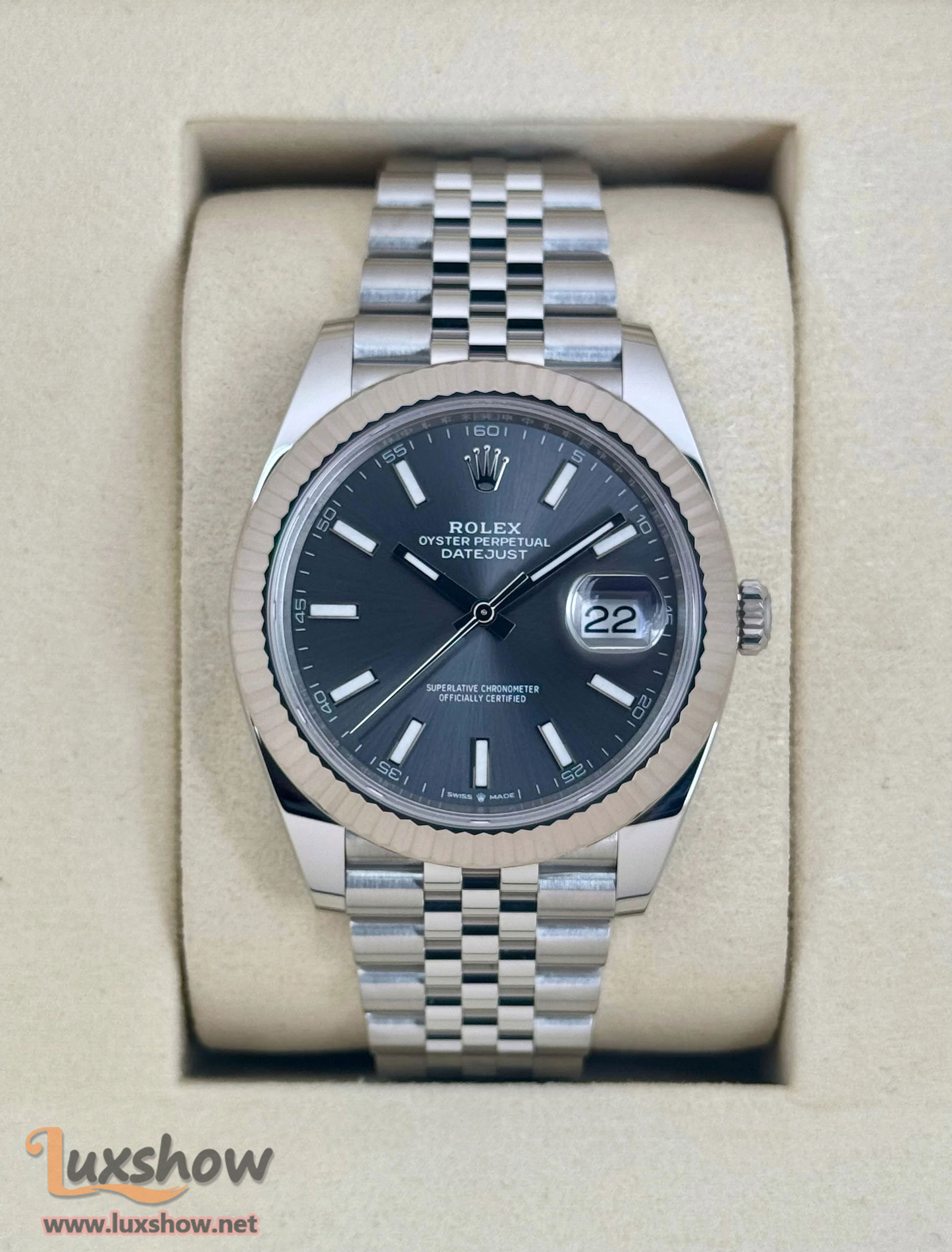 Rolex Datejust 41mm 126334 Stainless Steel Jubilee Rhodium Dial