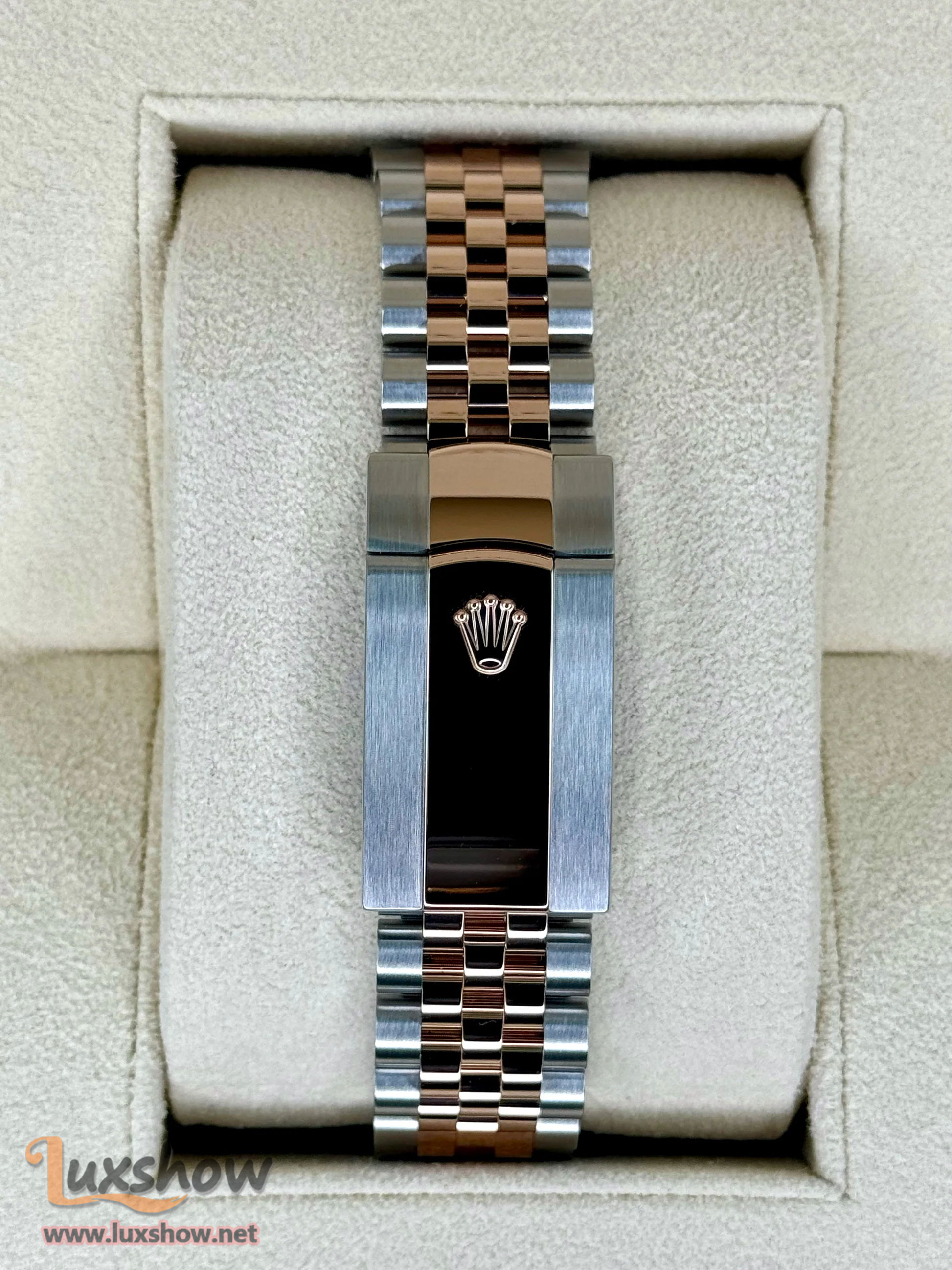 Rolex Datejust 41mm 126331 Two-Tone Jubilee Sundust Diamond Dial