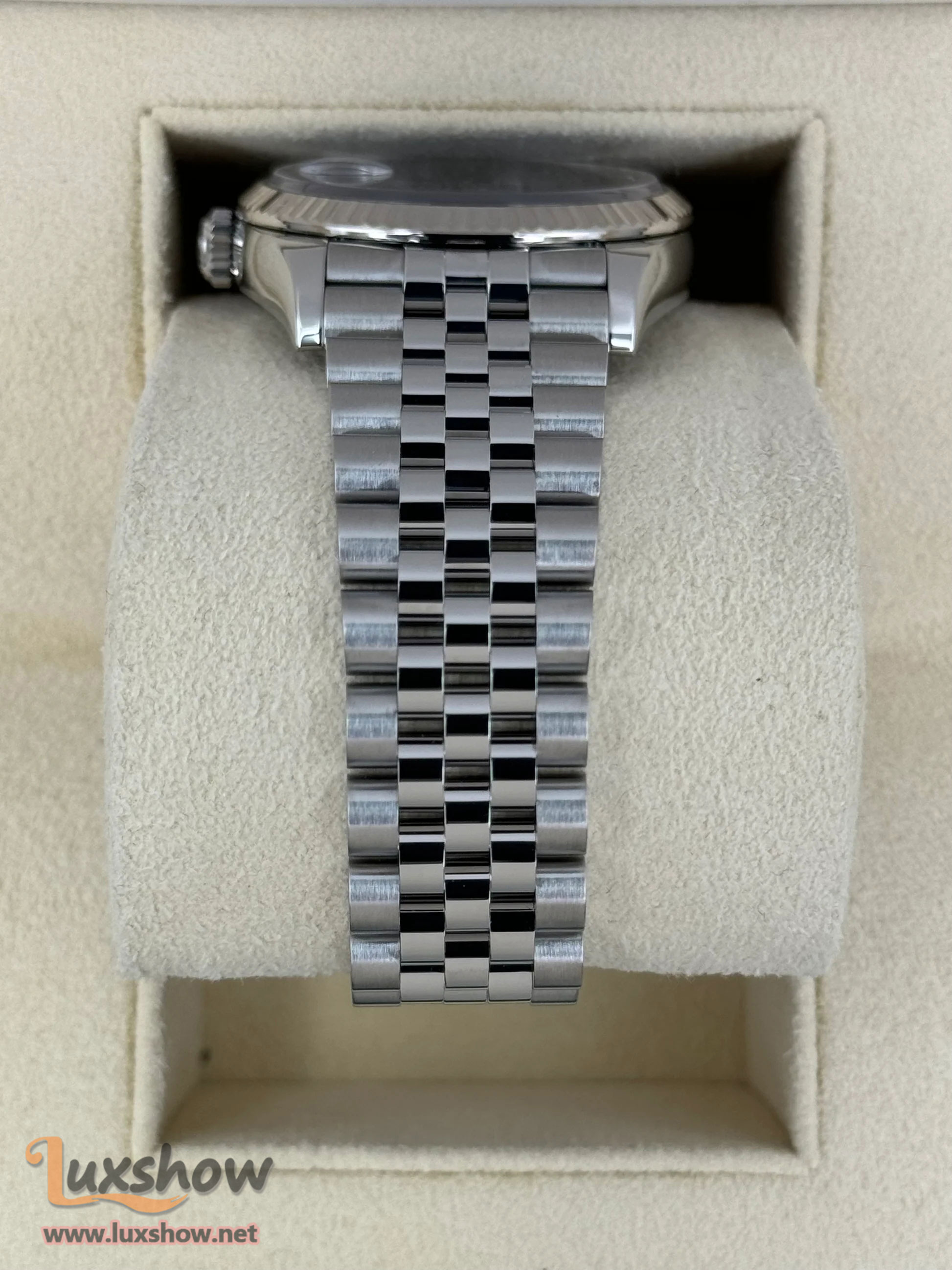 Rolex Datejust 36mm 126234 Stainless Steel Jubilee Purple Dial