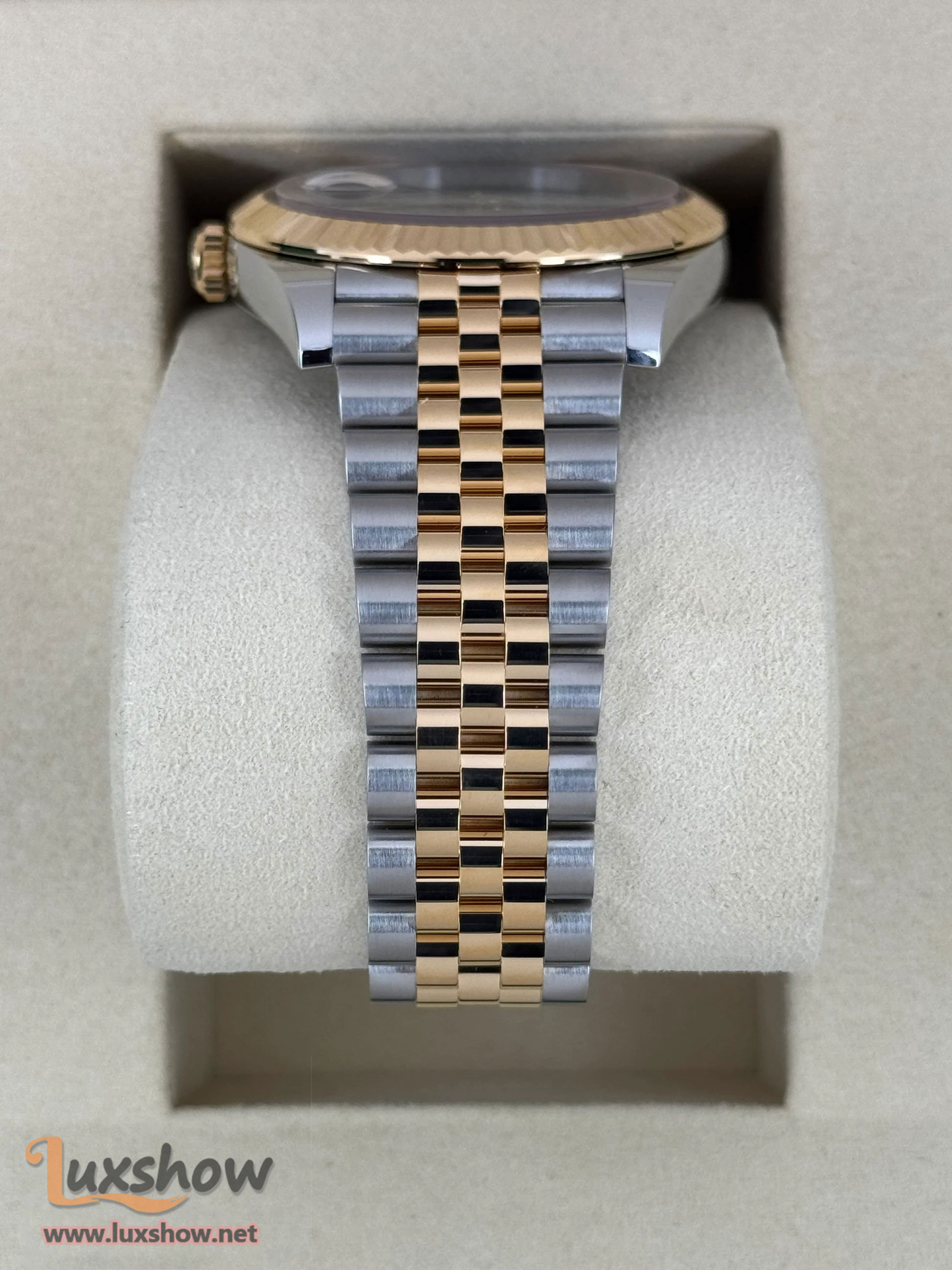 Rolex Datejust 41mm 126333 Two-Tone Jubilee Wimbledon Dial