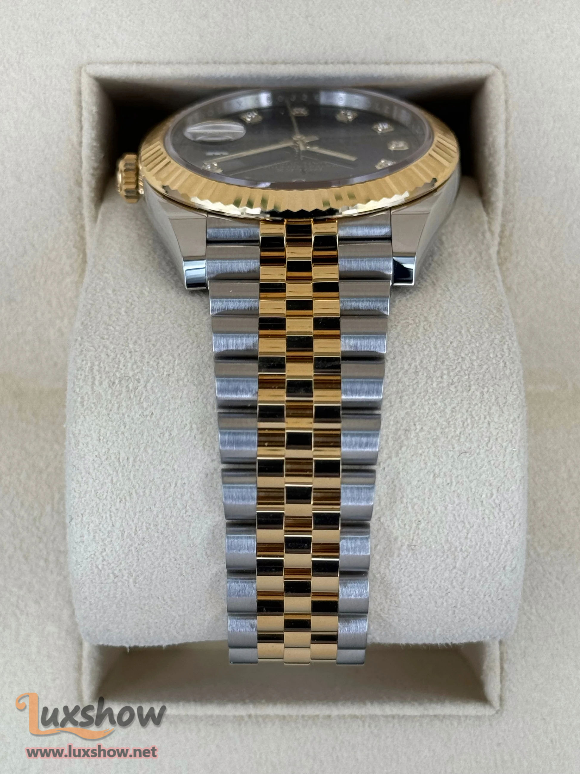 Rolex Datejust 41mm 126333 Two-Tone Jubilee Black Diamond Dial