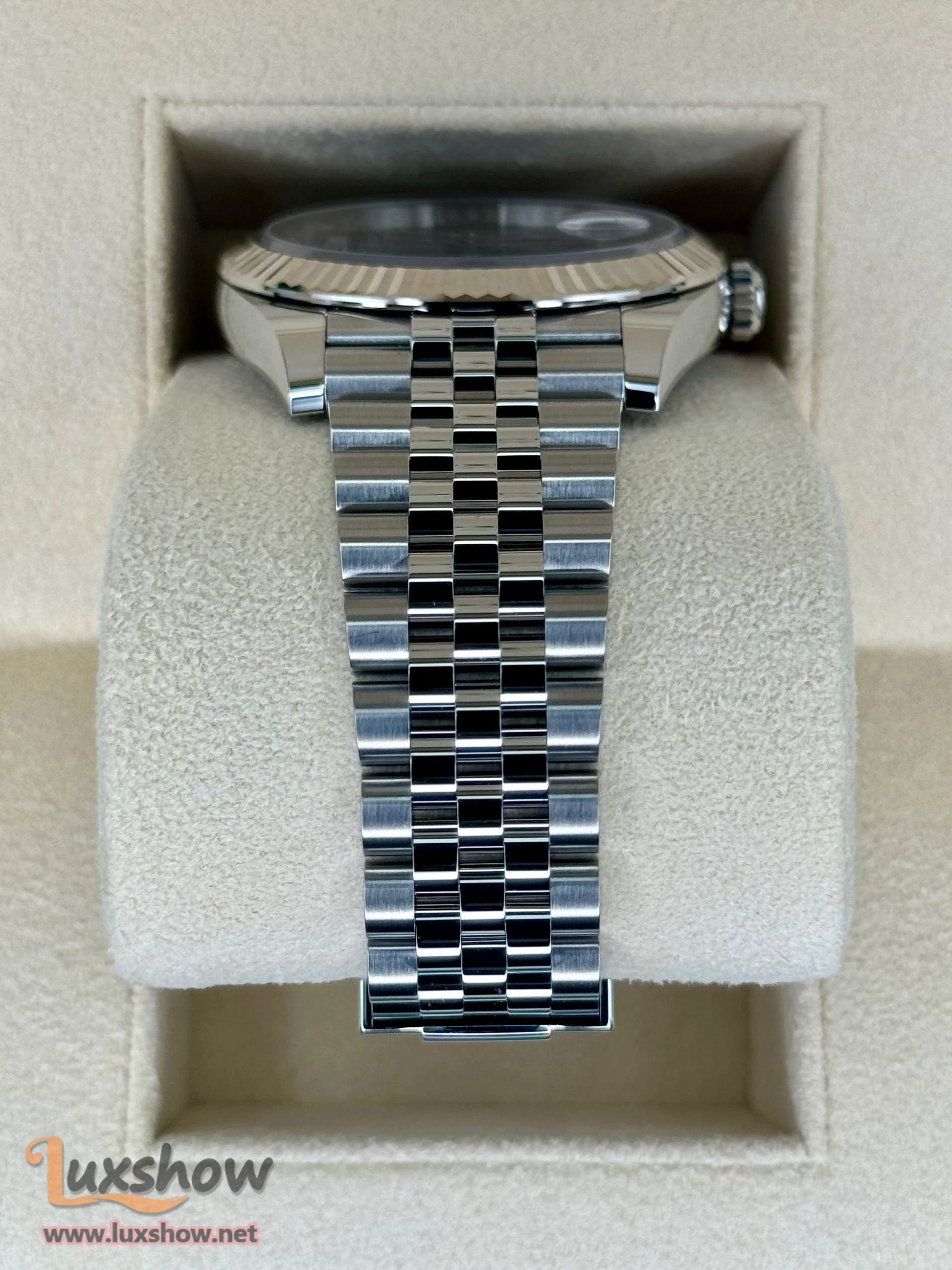 Rolex Datejust 41mm 126334 Jubilee Black Diamond Dial