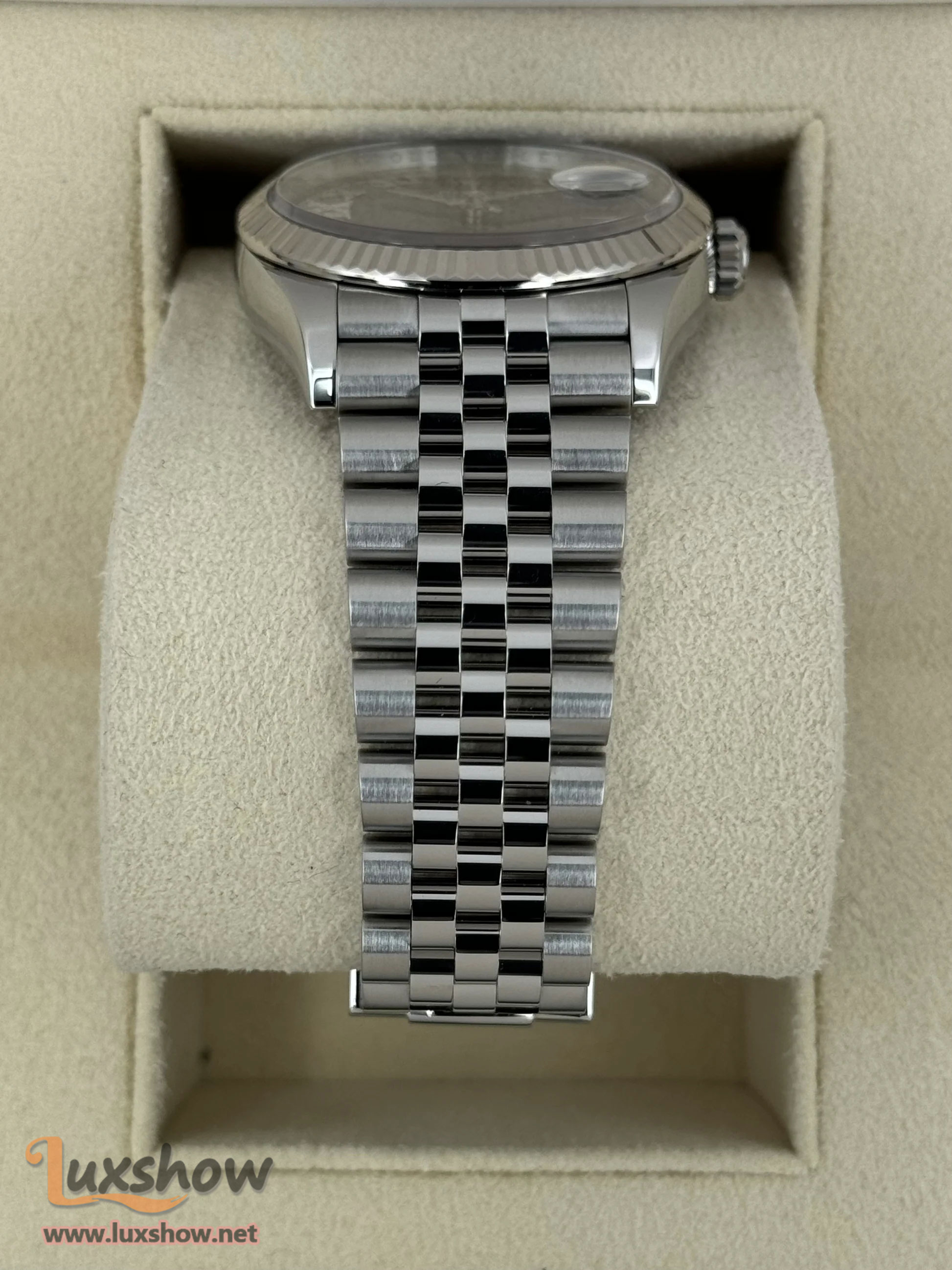 Rolex Datejust 36mm 126234 Stainless Steel Jubilee Purple Dial