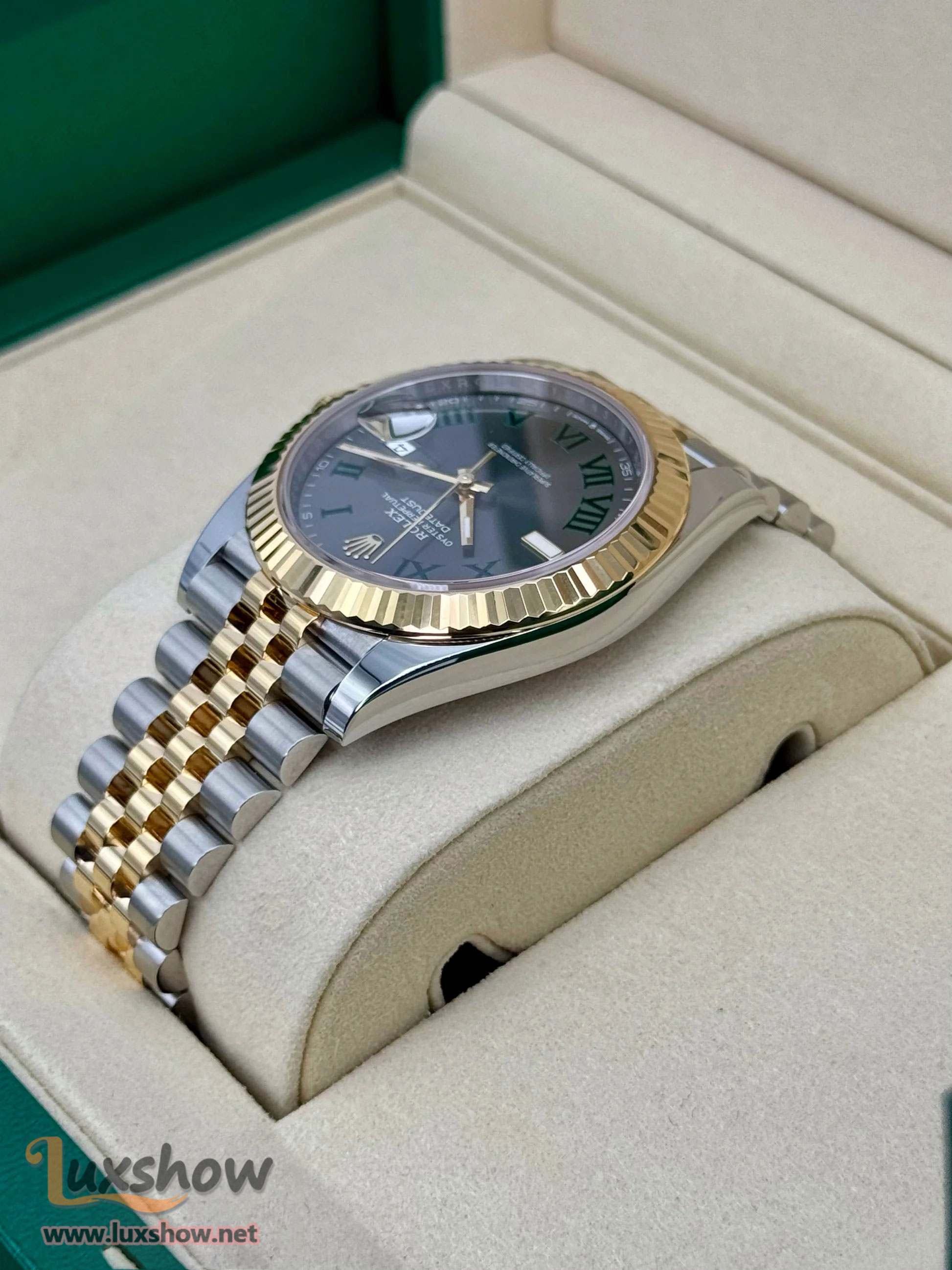 Rolex Datejust 41mm 126333 Two-Tone Jubilee Wimbledon Dial