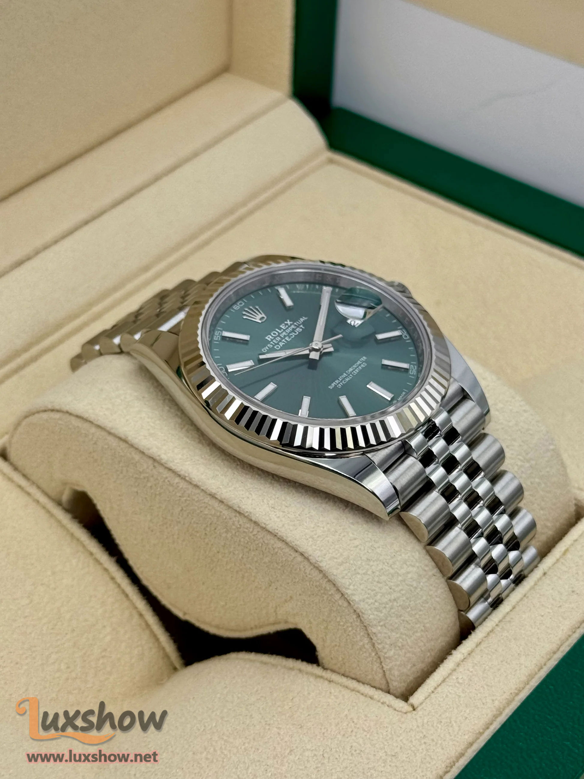 Rolex Datejust 41mm 126334 Stainless Steel Jubilee Mint Green Dial