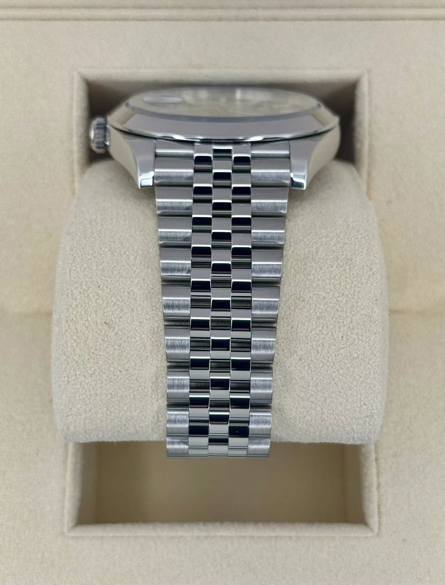 Rolex Datejust 41mm 126300 Stainless Steel Jubilee Green Dial