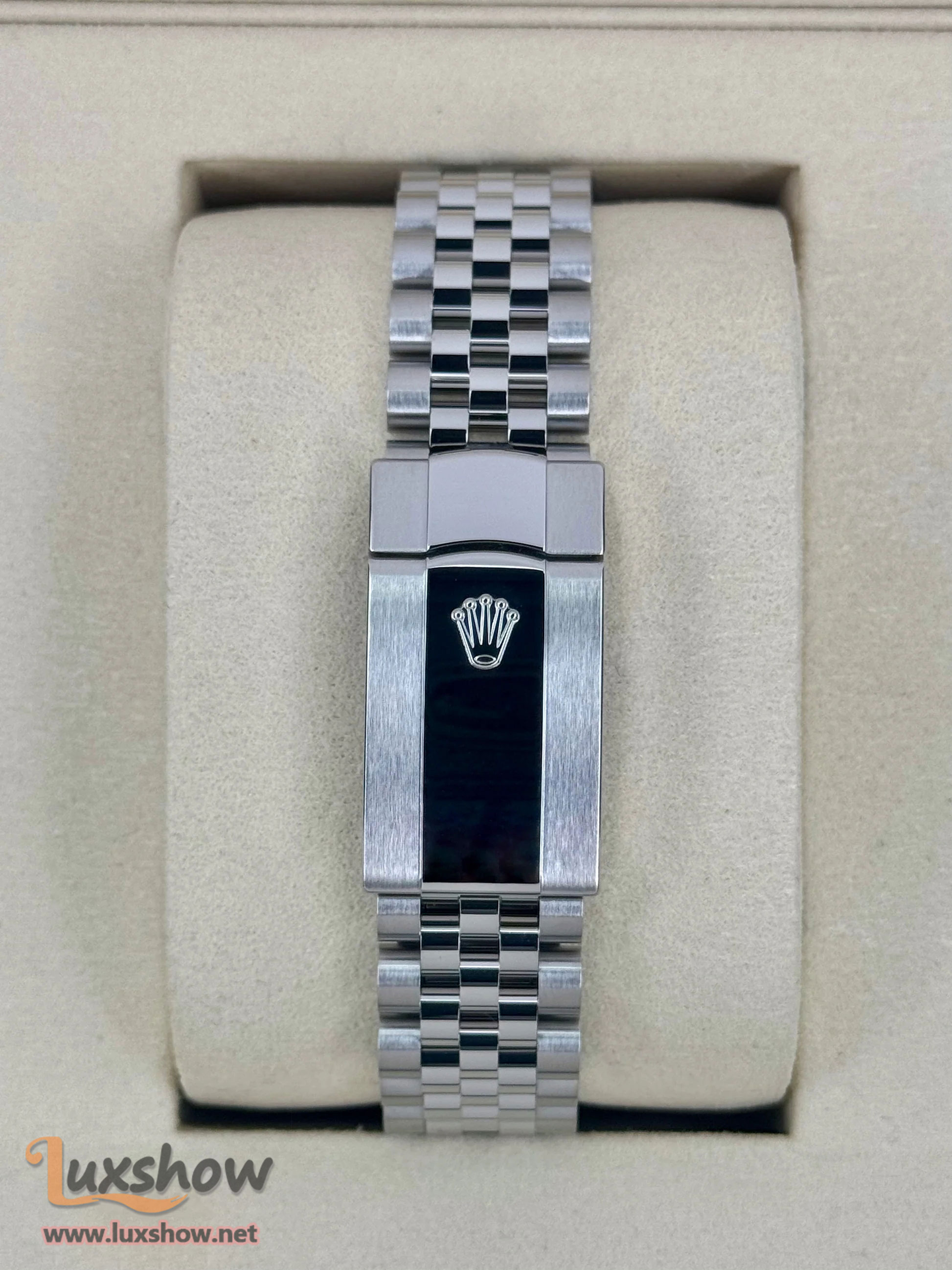 Rolex Datejust 41mm 126334 Stainless Steel Jubilee Rhodium Dial