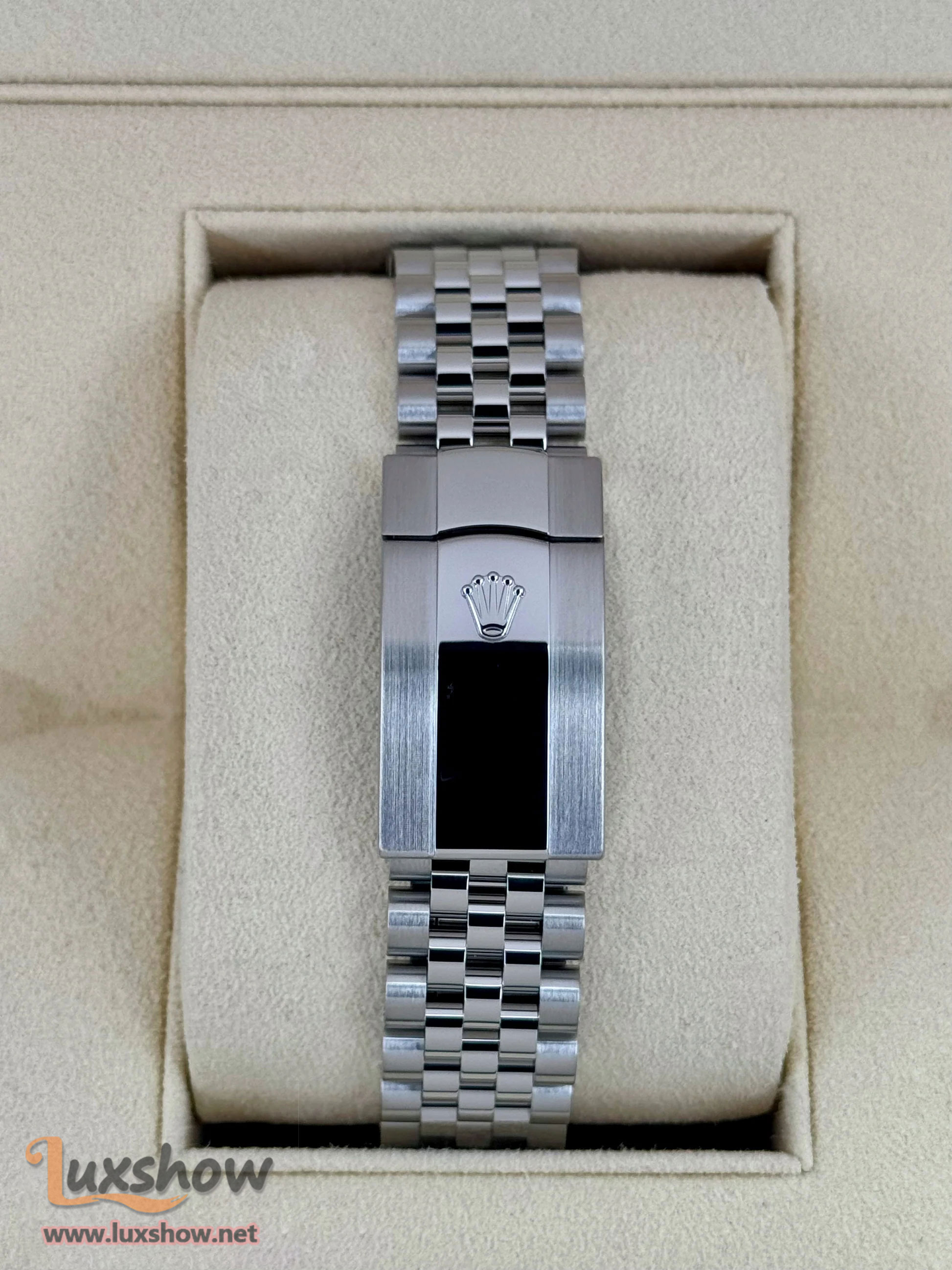 Rolex Datejust 41mm 126334 Stainless Steel Jubilee Blue Dial