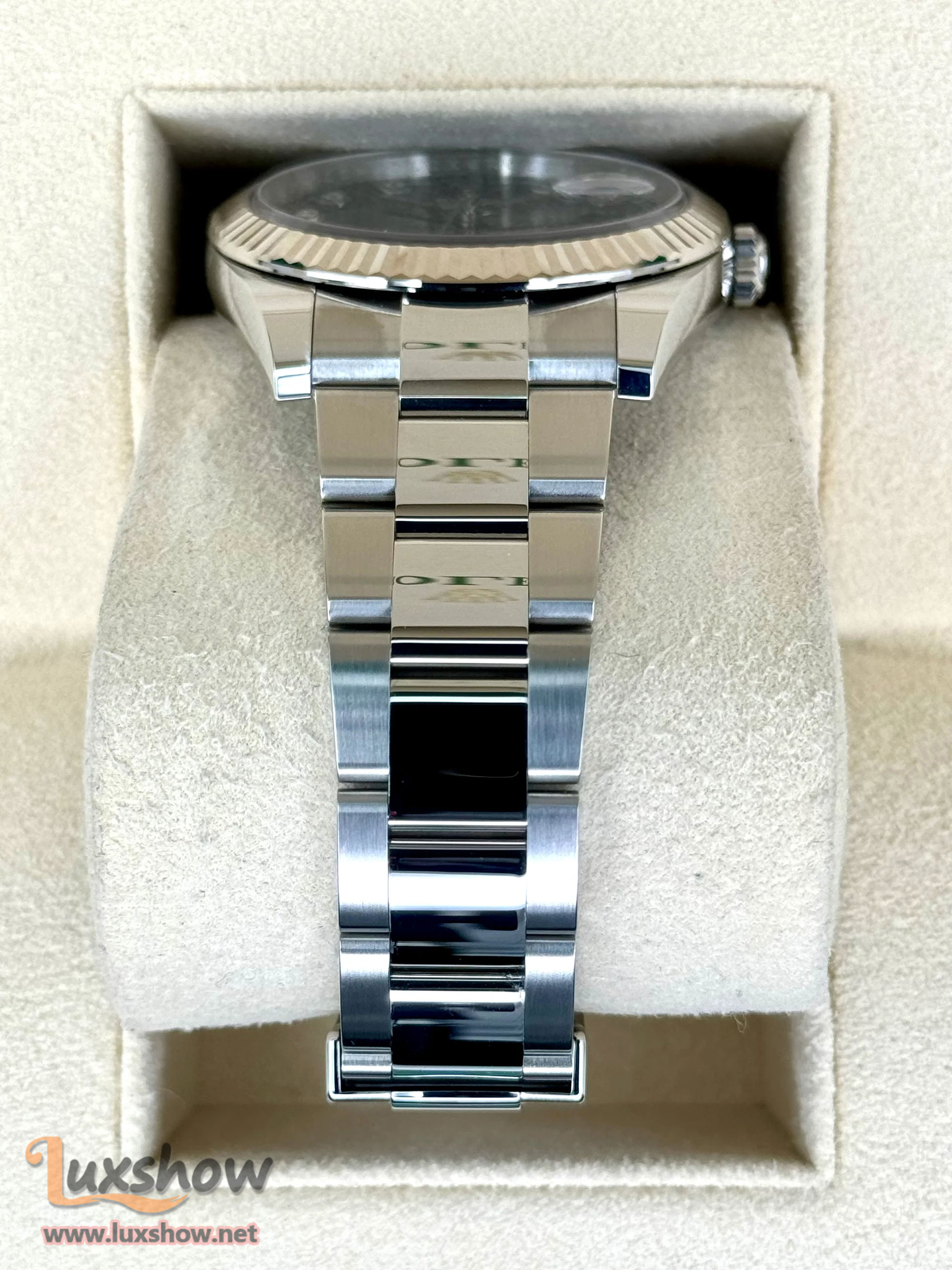 Rolex Datejust 41mm 126334 Oyster Black Diamond Dial