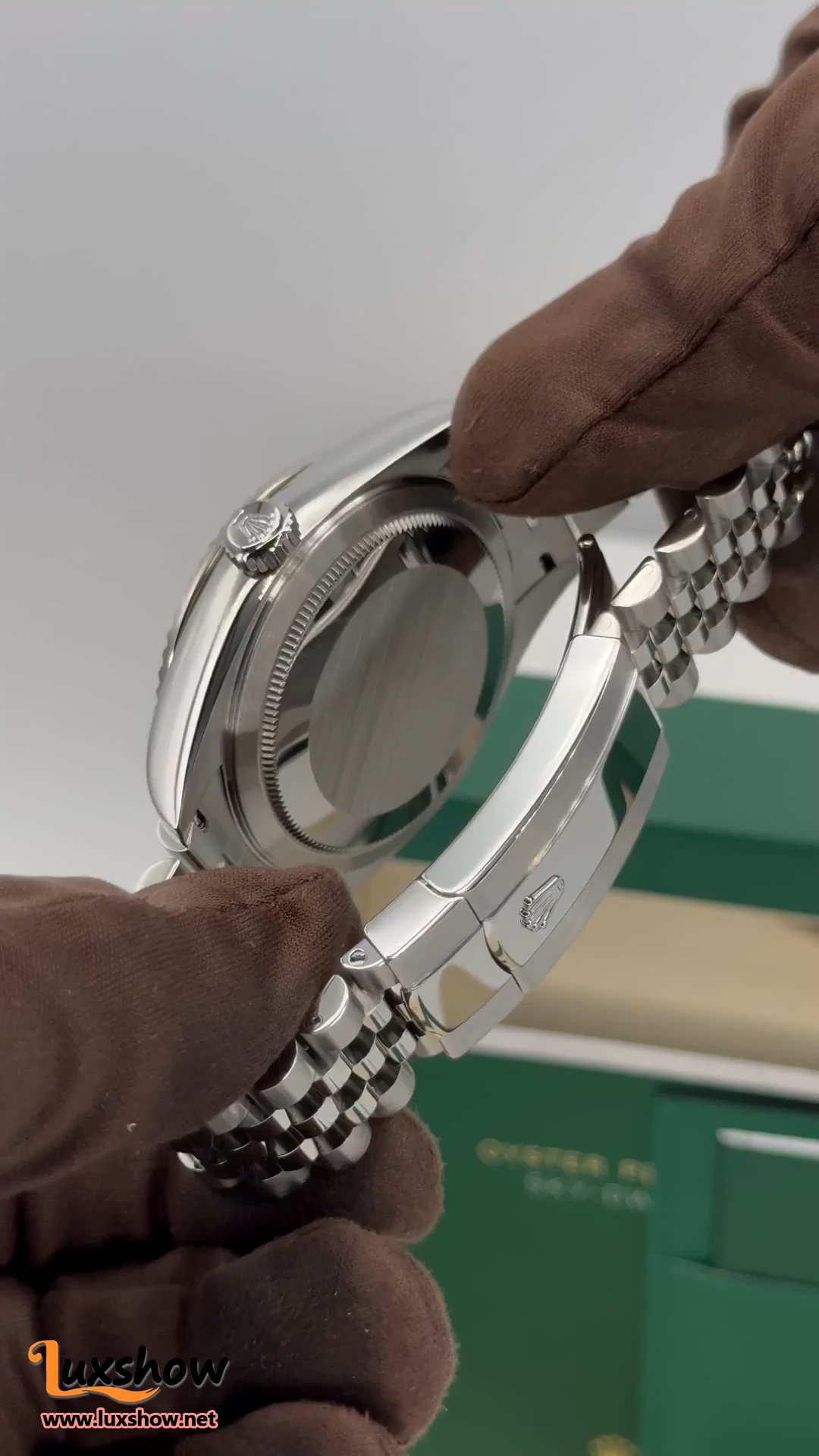 Rolex Sky-Dweller 42mm 326934 Stainless Steel Jubilee White Dial